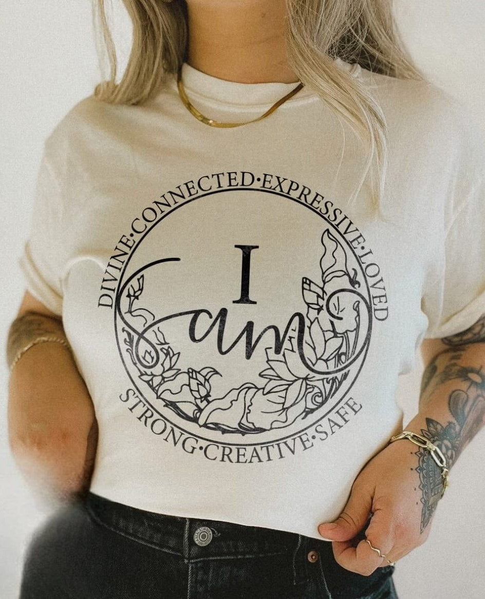I Am Circle Graphic T-Graphic T-Stay Foxy Boutique, Florissant, Missouri