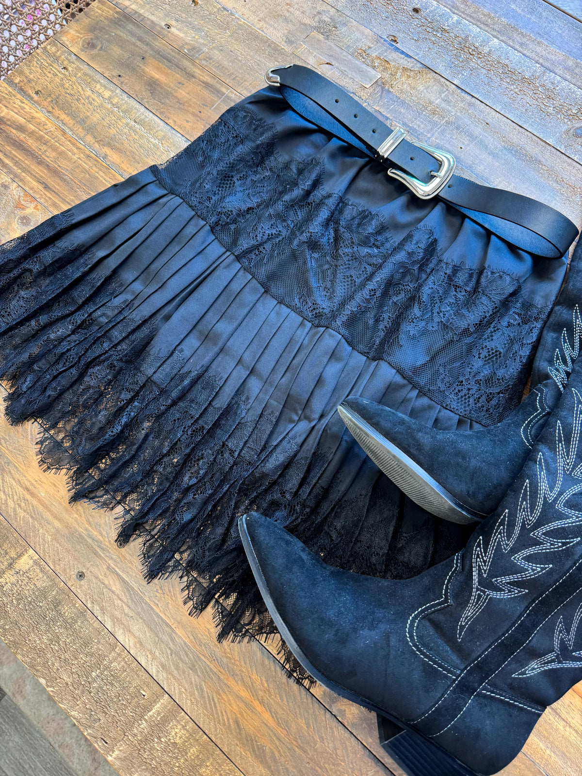 PREORDER: Viviane Lace Slip Skirt in Two Colors-Womens-Stay Foxy Boutique, Florissant, Missouri