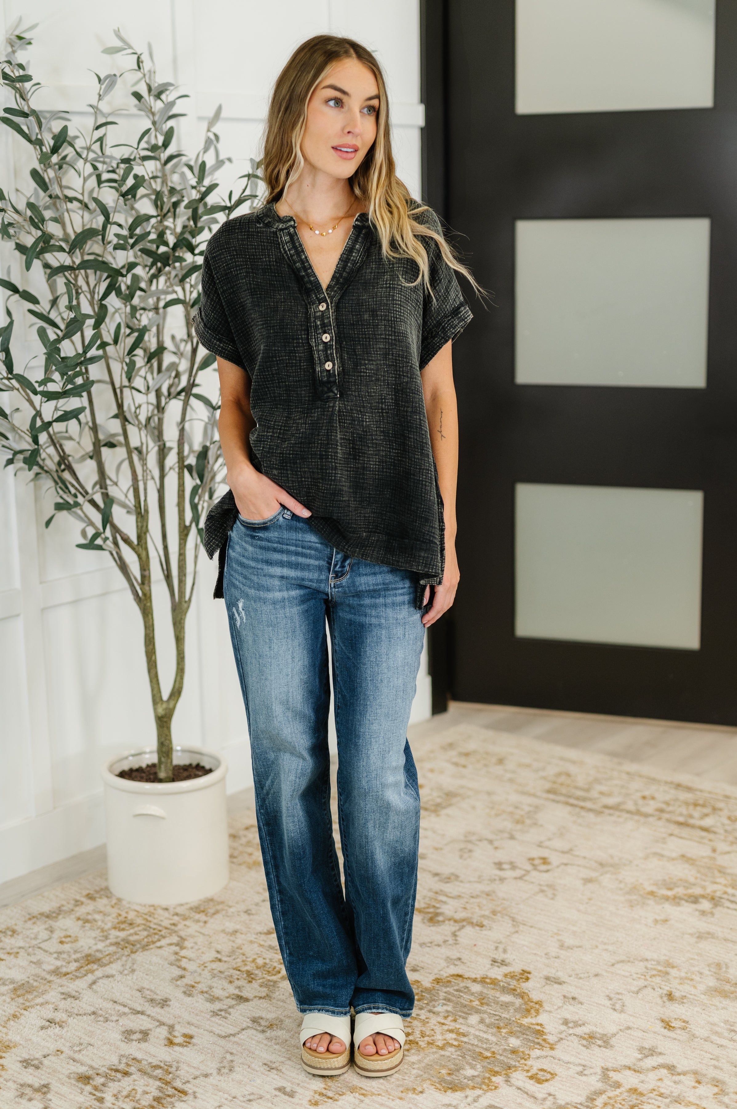 Basic Fade V-Neck Acid Wash Top in Ash Black-Womens-Stay Foxy Boutique, Florissant, Missouri