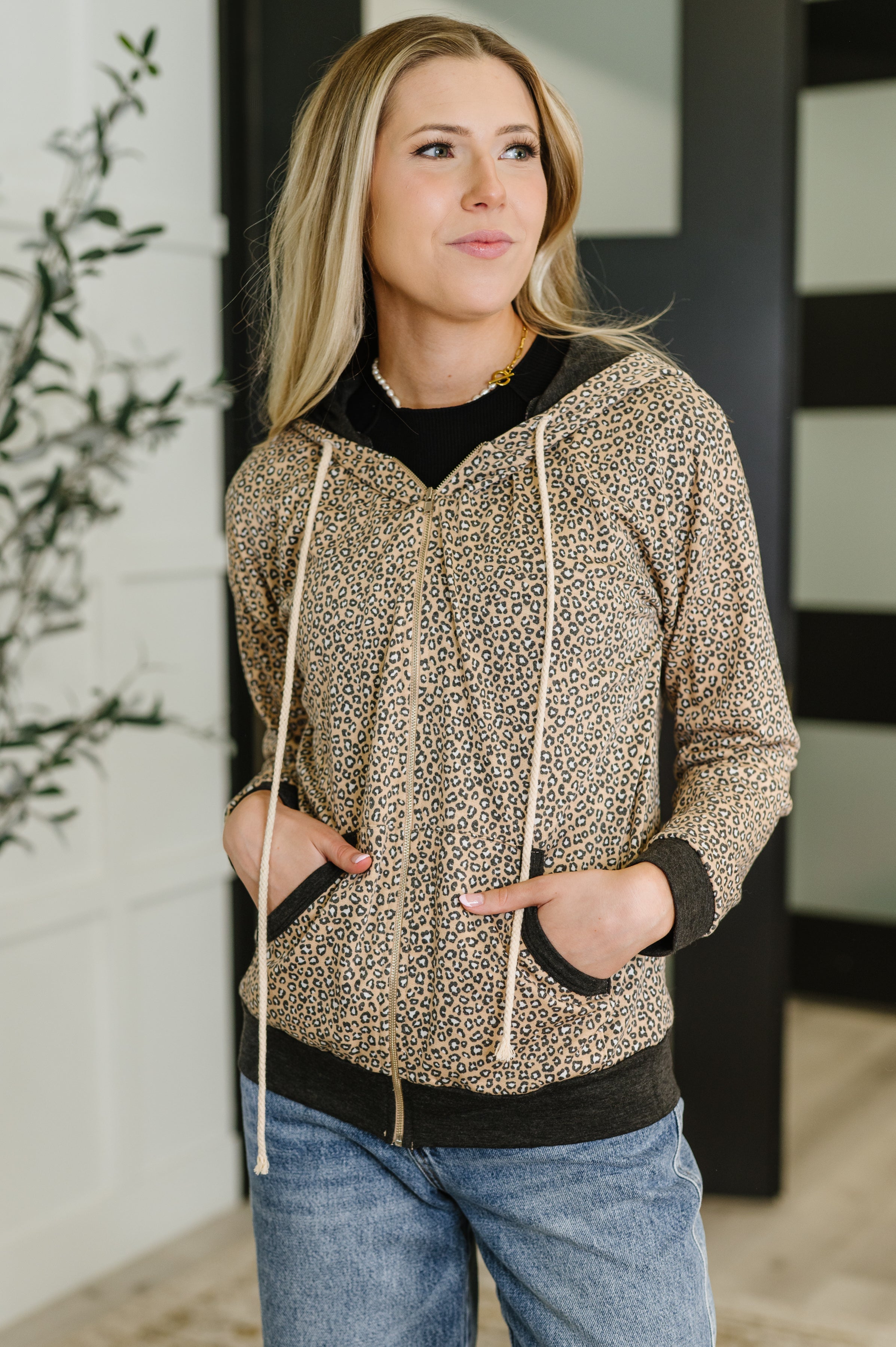 Call of the Wild Contrast Trim Zip Up-Womens-Stay Foxy Boutique, Florissant, Missouri