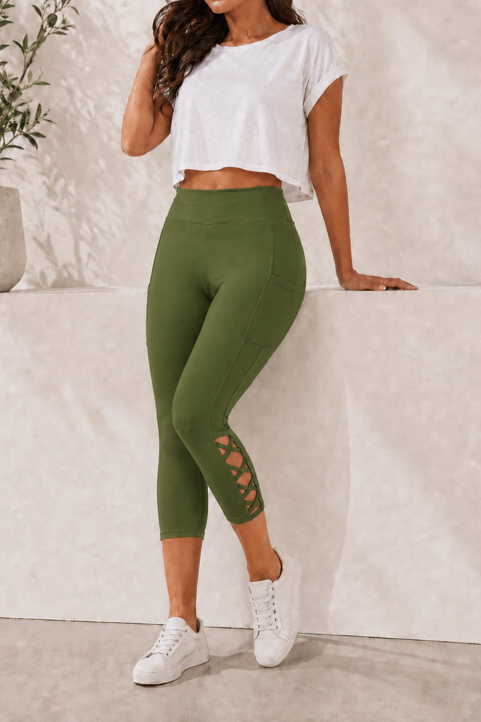 CRISS CROS RUN- OLIVE GREEN-Stay Foxy Boutique, Florissant, Missouri