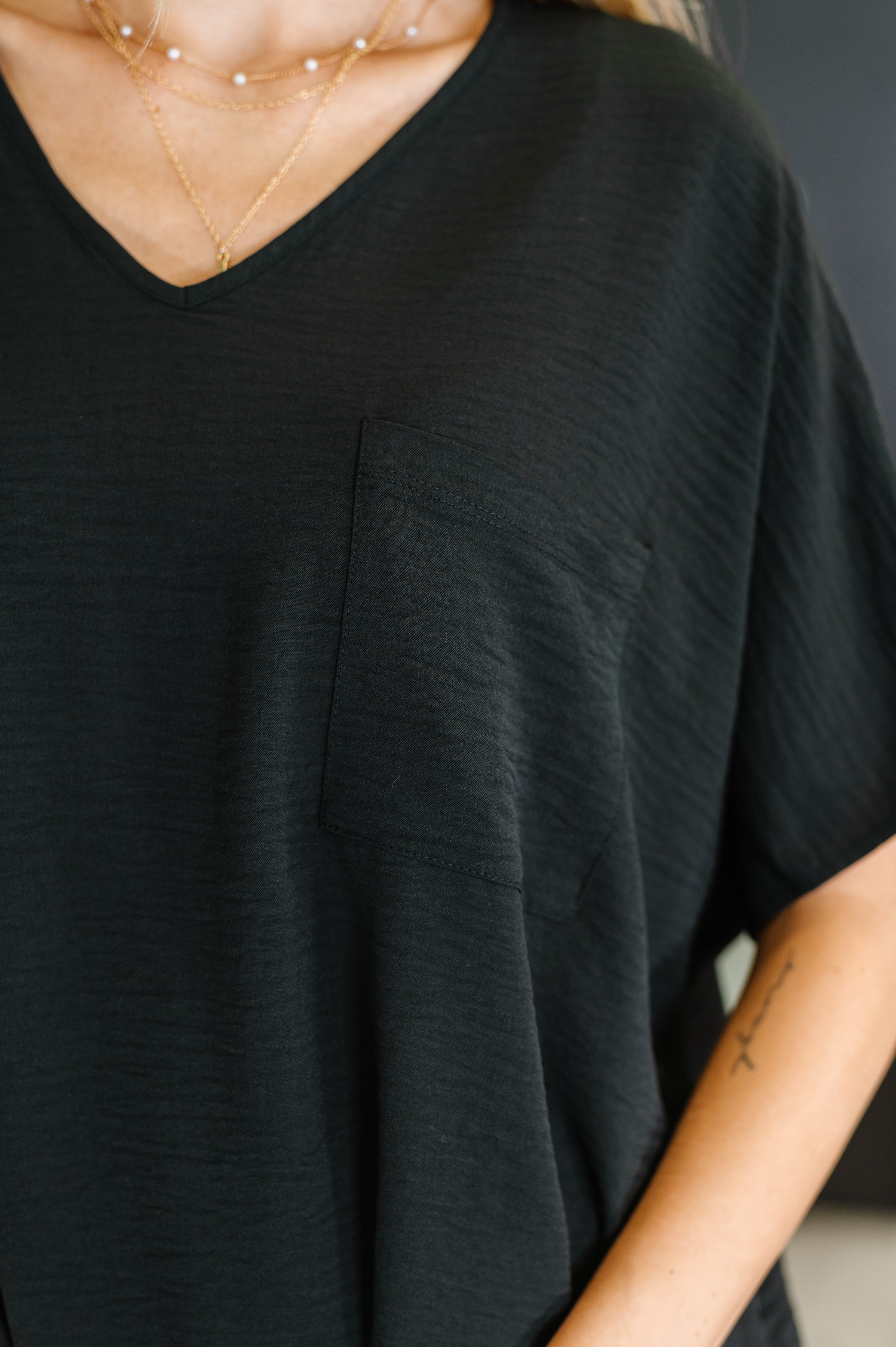 Coastal Ease V-Neck Top in Black-Womens-Stay Foxy Boutique, Florissant, Missouri