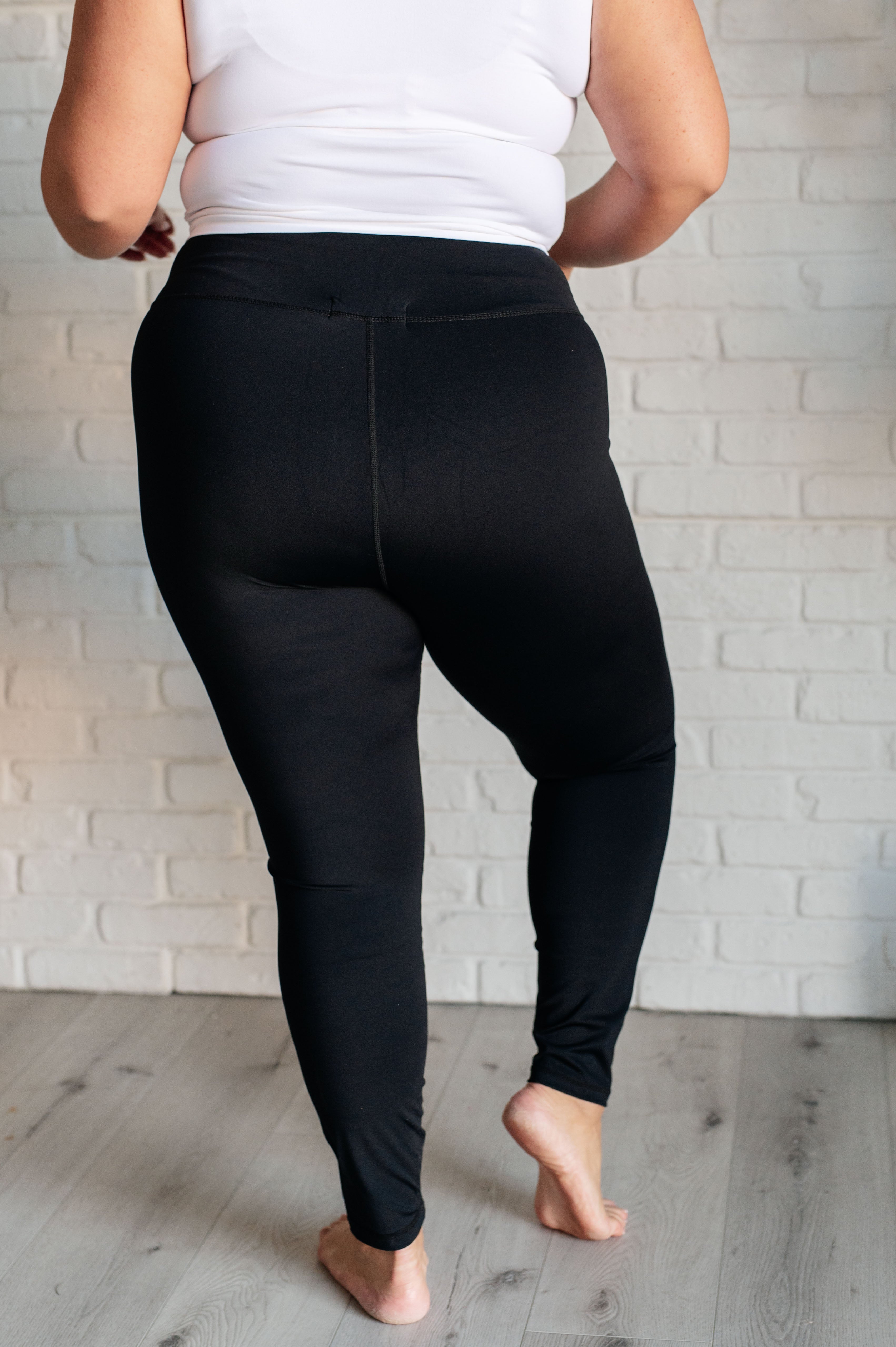 Do The Most V Front Leggings-Athleisure-Stay Foxy Boutique, Florissant, Missouri
