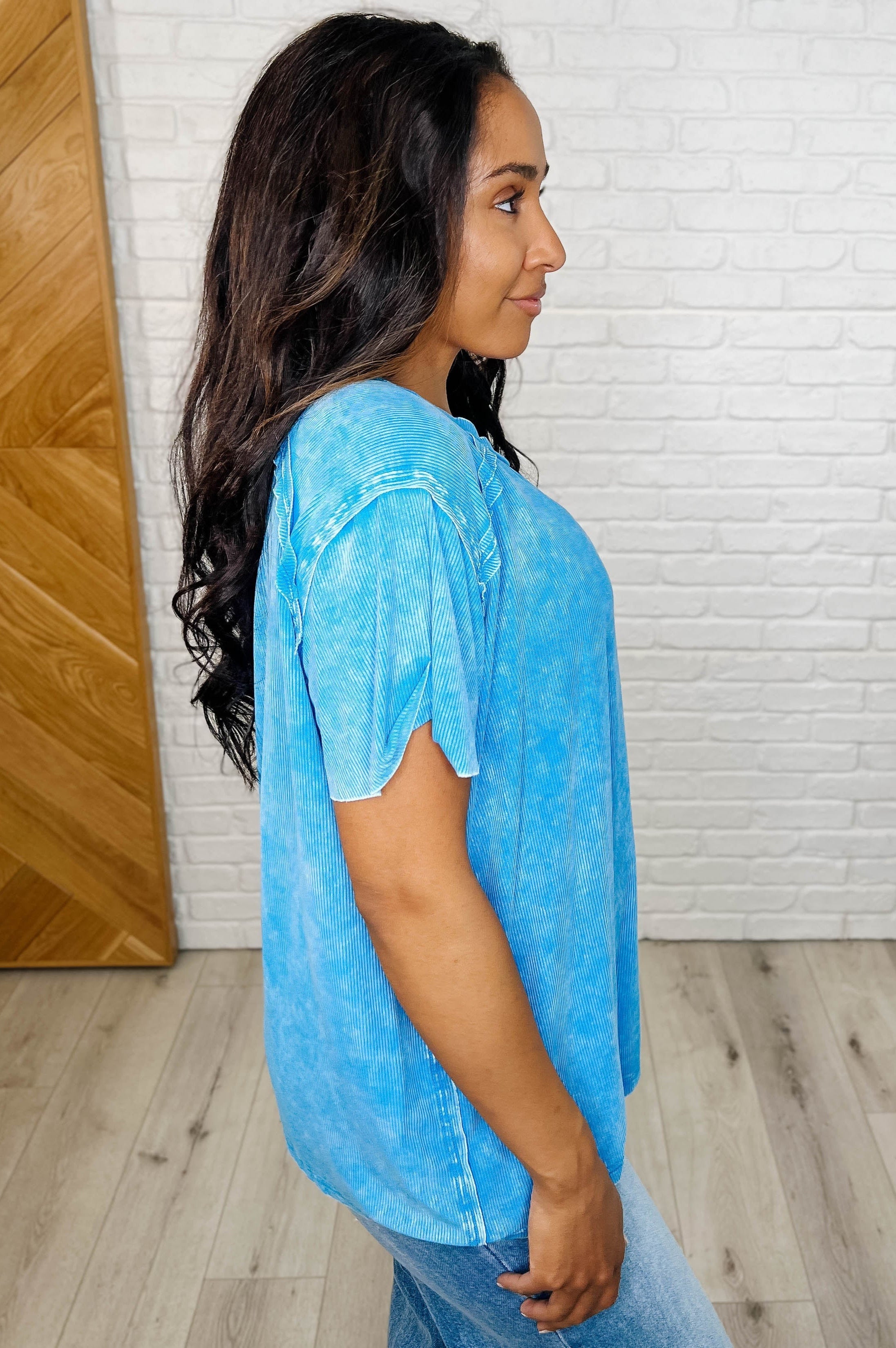 Easy Style Basic Mineral Wash Top in Deep Sky-Womens-Stay Foxy Boutique, Florissant, Missouri