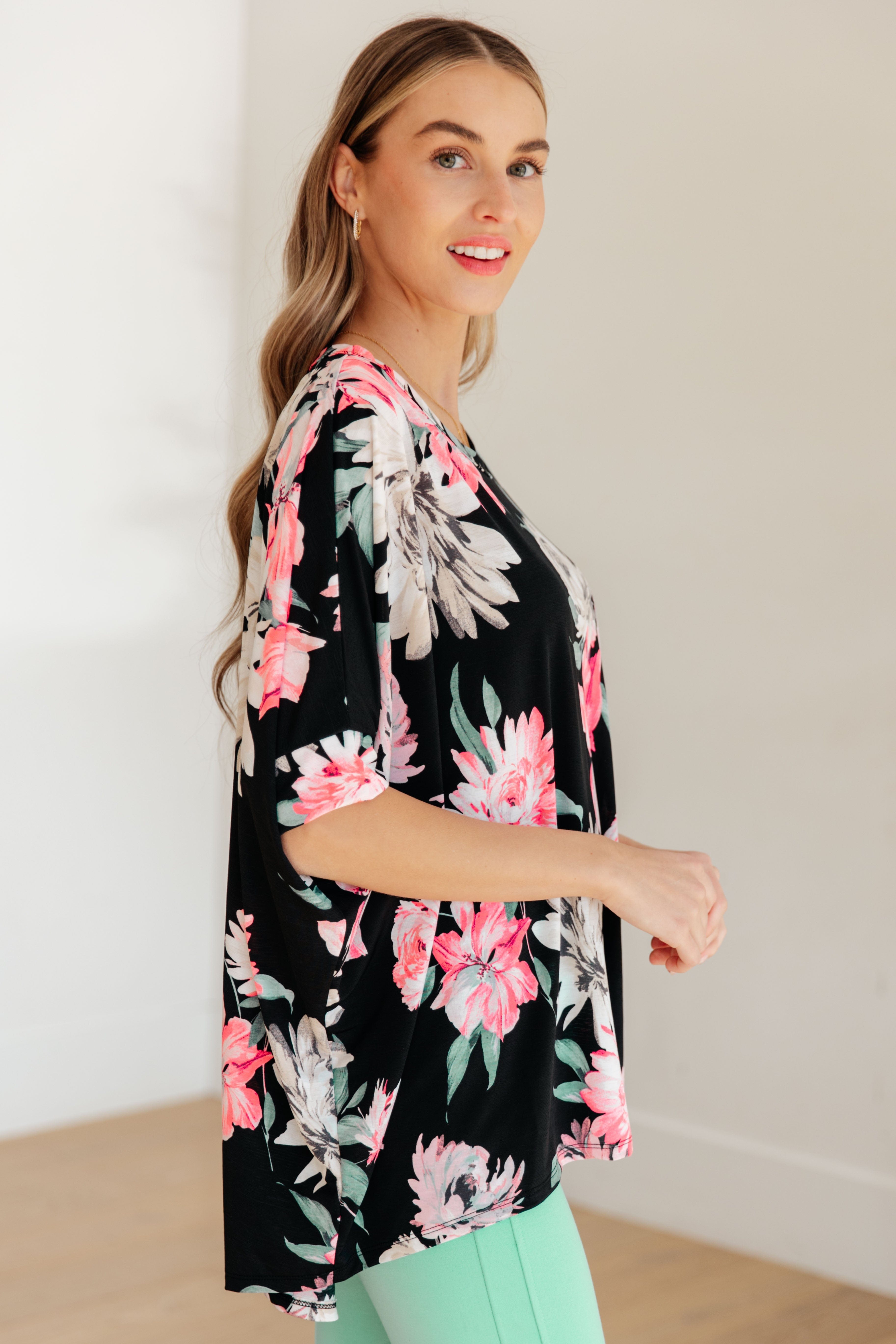 Essential Blouse in Black Floral-Womens-Stay Foxy Boutique, Florissant, Missouri