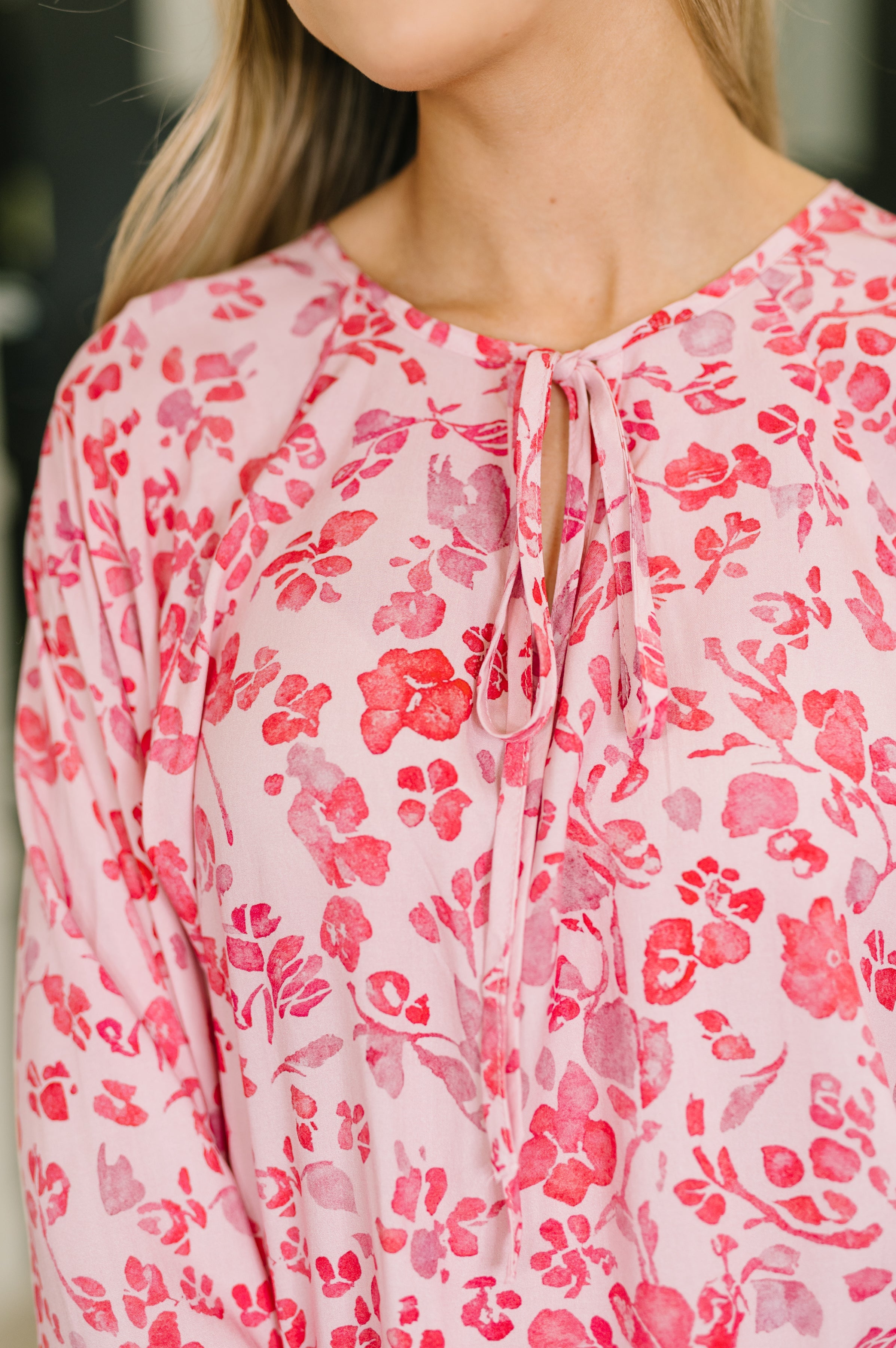Garden Kiss V-Neck Puff Sleeve Blouse-Womens-Stay Foxy Boutique, Florissant, Missouri