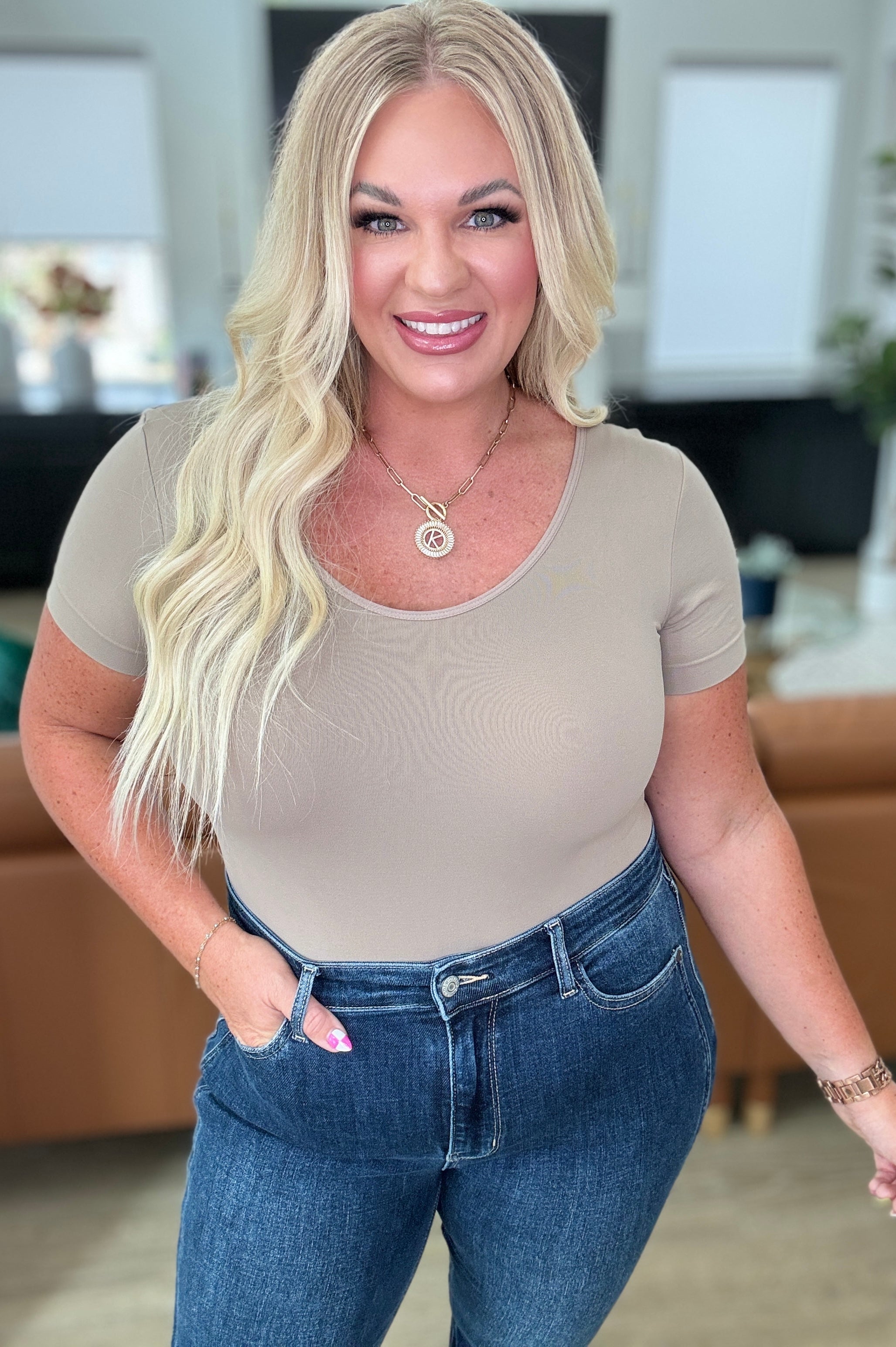 Everyday Scoop Neck Short Sleeve Bodysuit in Light Mocha-Bodysuits-Stay Foxy Boutique, Florissant, Missouri
