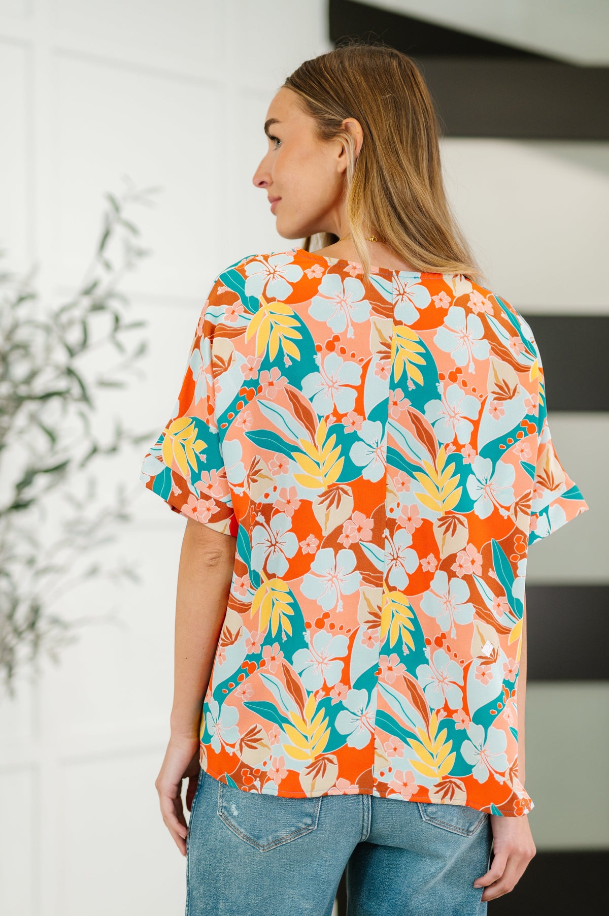 Lei Me Down V-Neck Top-Womens-Stay Foxy Boutique, Florissant, Missouri