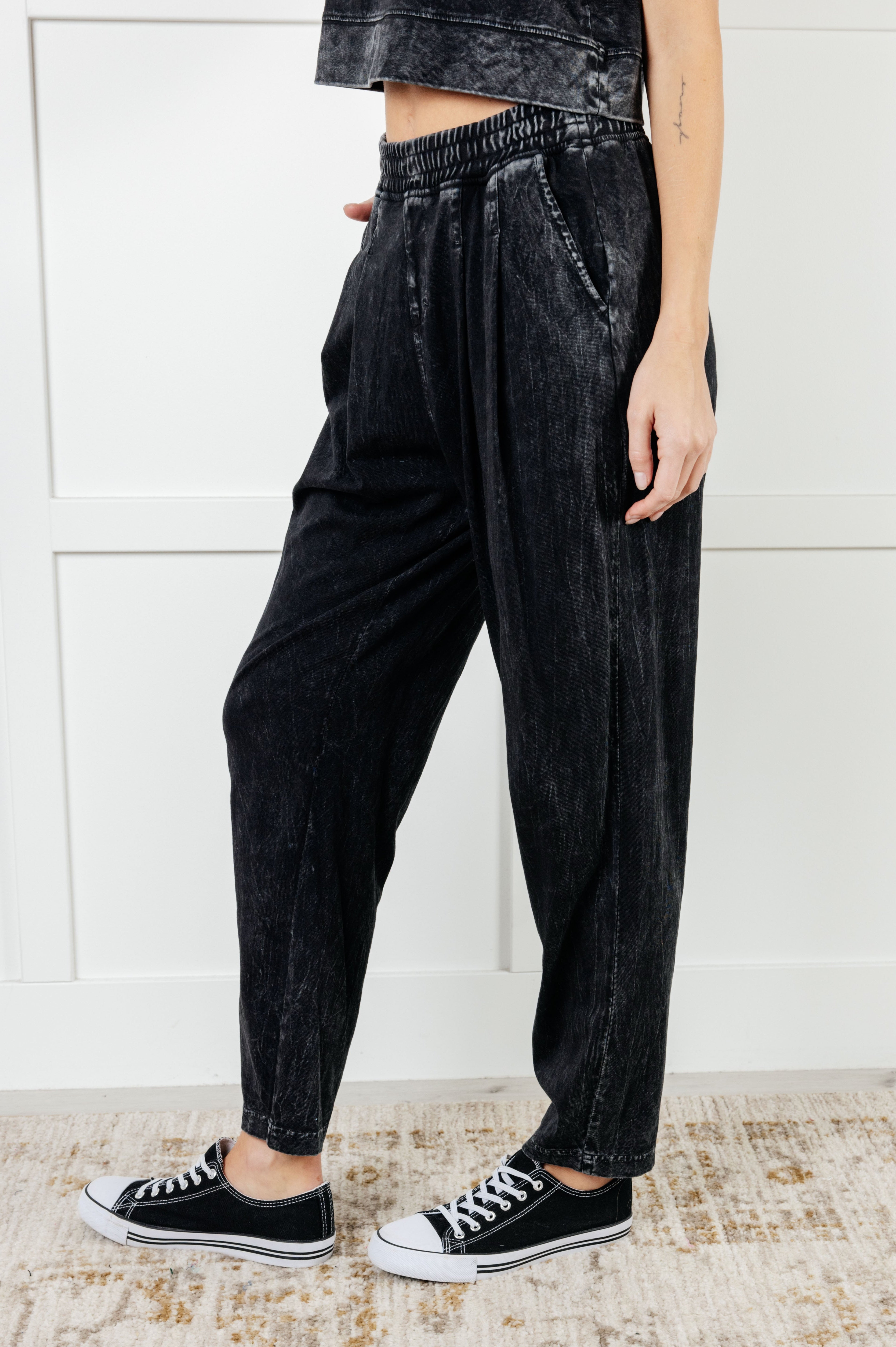 Limber Up Straight Leg Sweats in Black-Athleisure-Stay Foxy Boutique, Florissant, Missouri