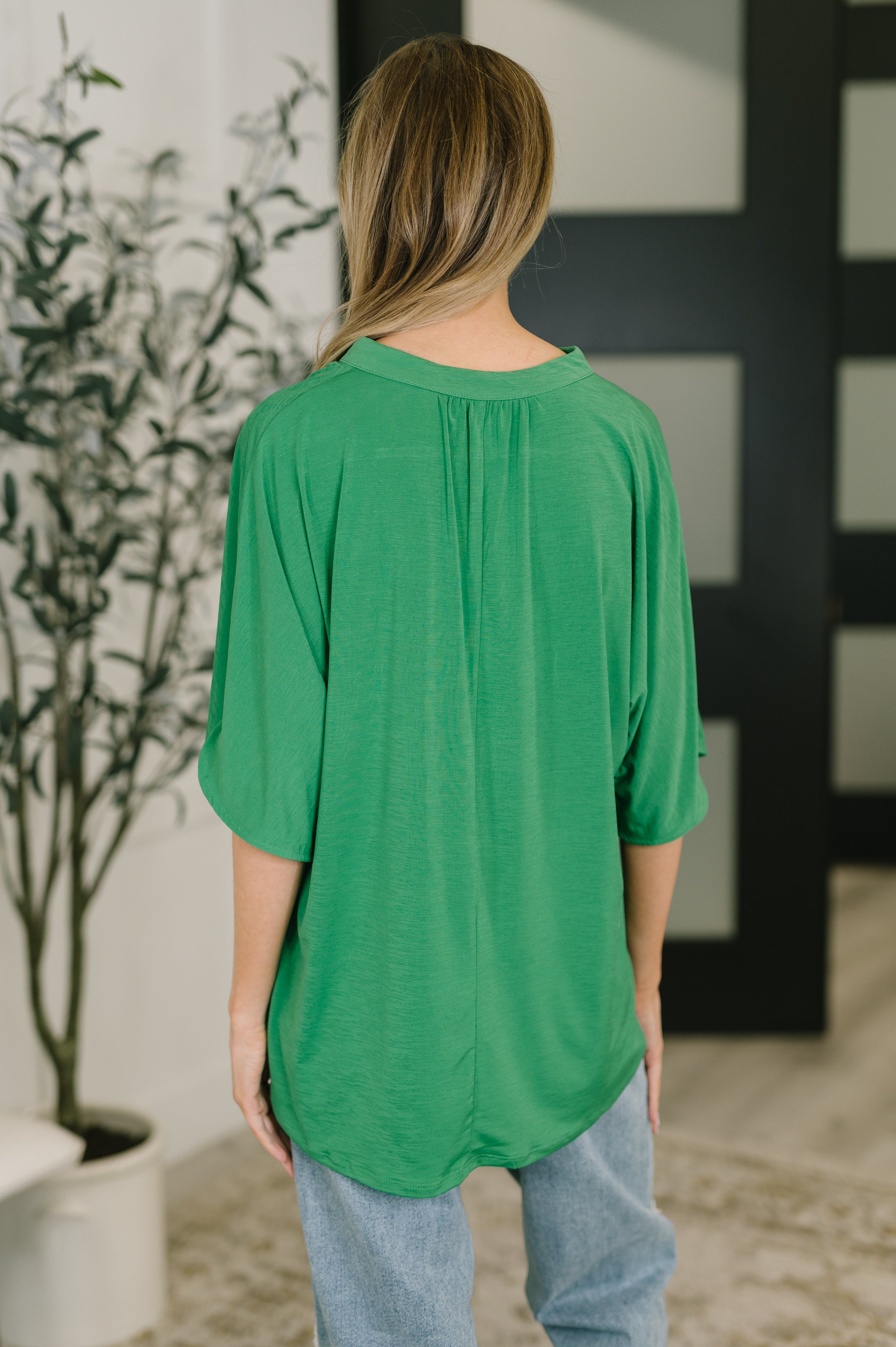 Lizzy Breeze Top in Kelly Green-Womens-Stay Foxy Boutique, Florissant, Missouri