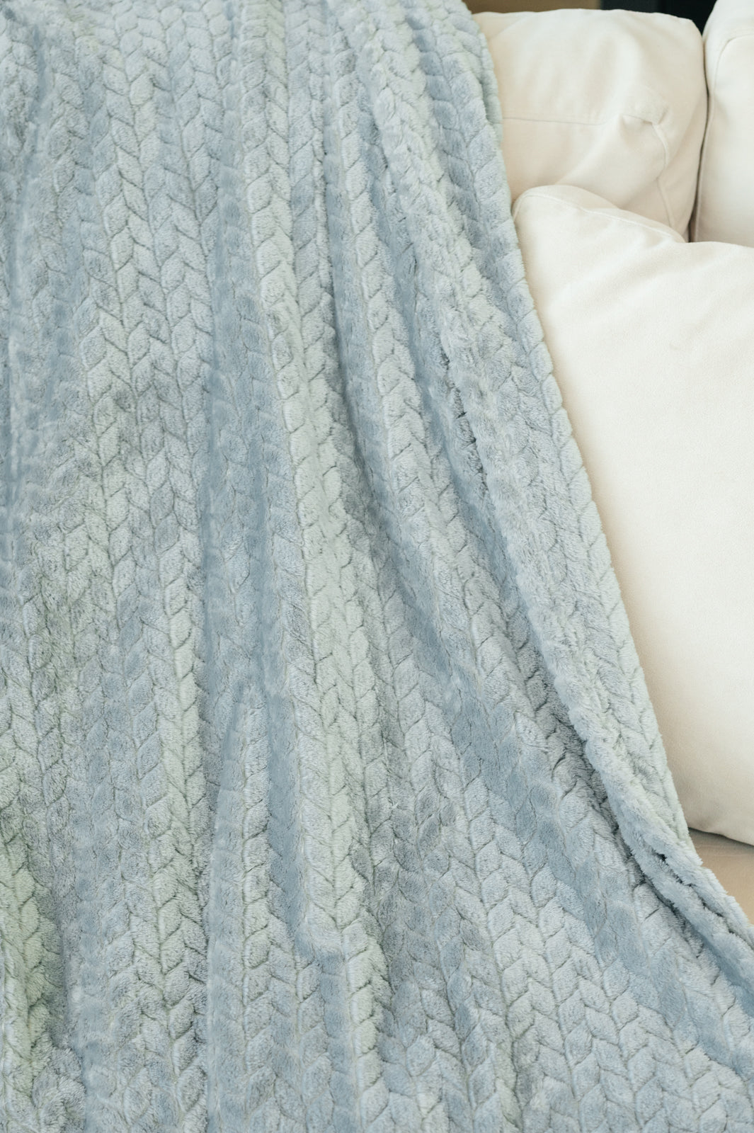 PREORDER: Emerson Blanket (Family Cuddle Size) in Seven Colors-Womens-Stay Foxy Boutique, Florissant, Missouri
