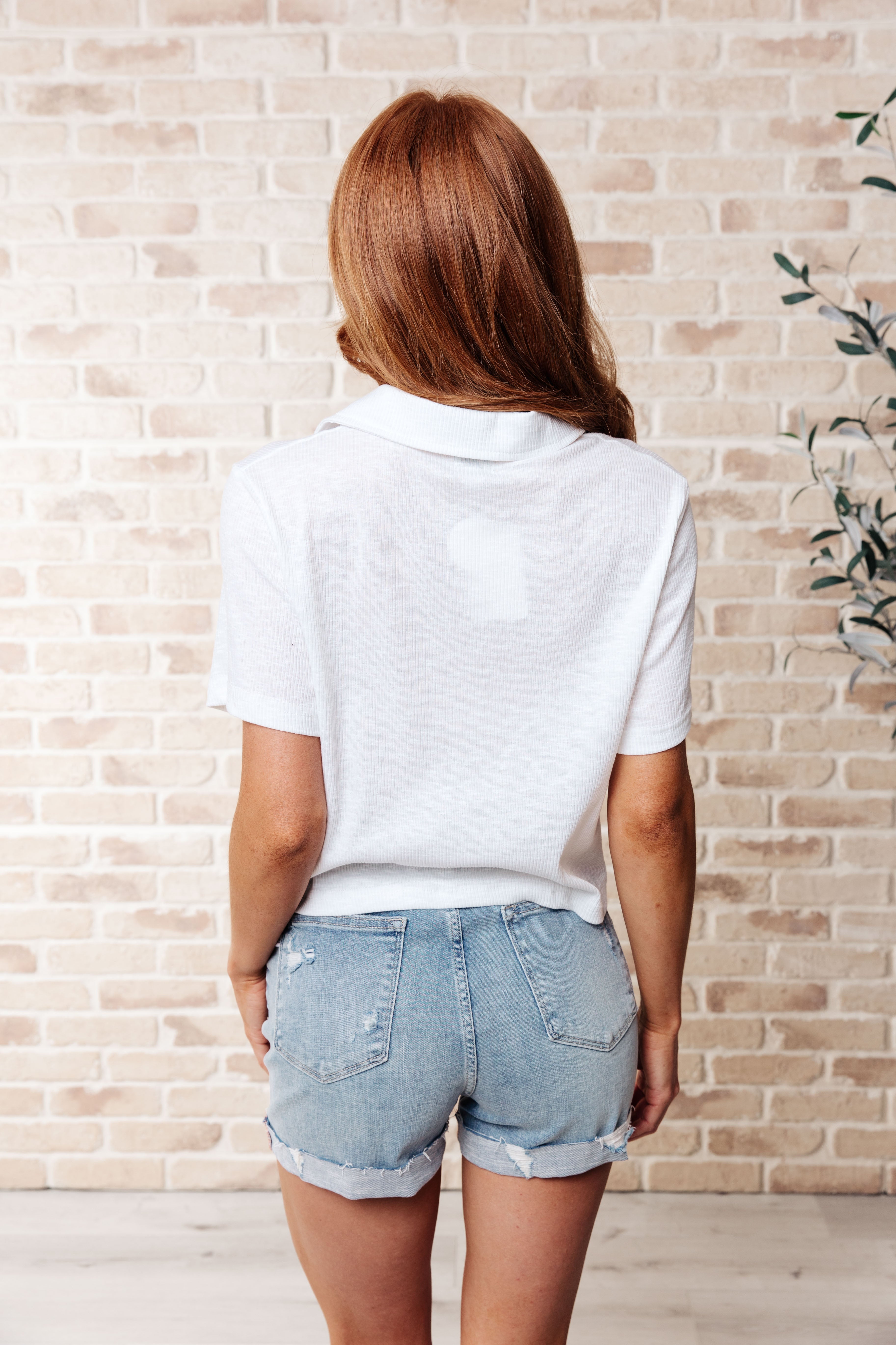 Rory Ribbed Cropped Tennis Tee in White-Tops-Stay Foxy Boutique, Florissant, Missouri
