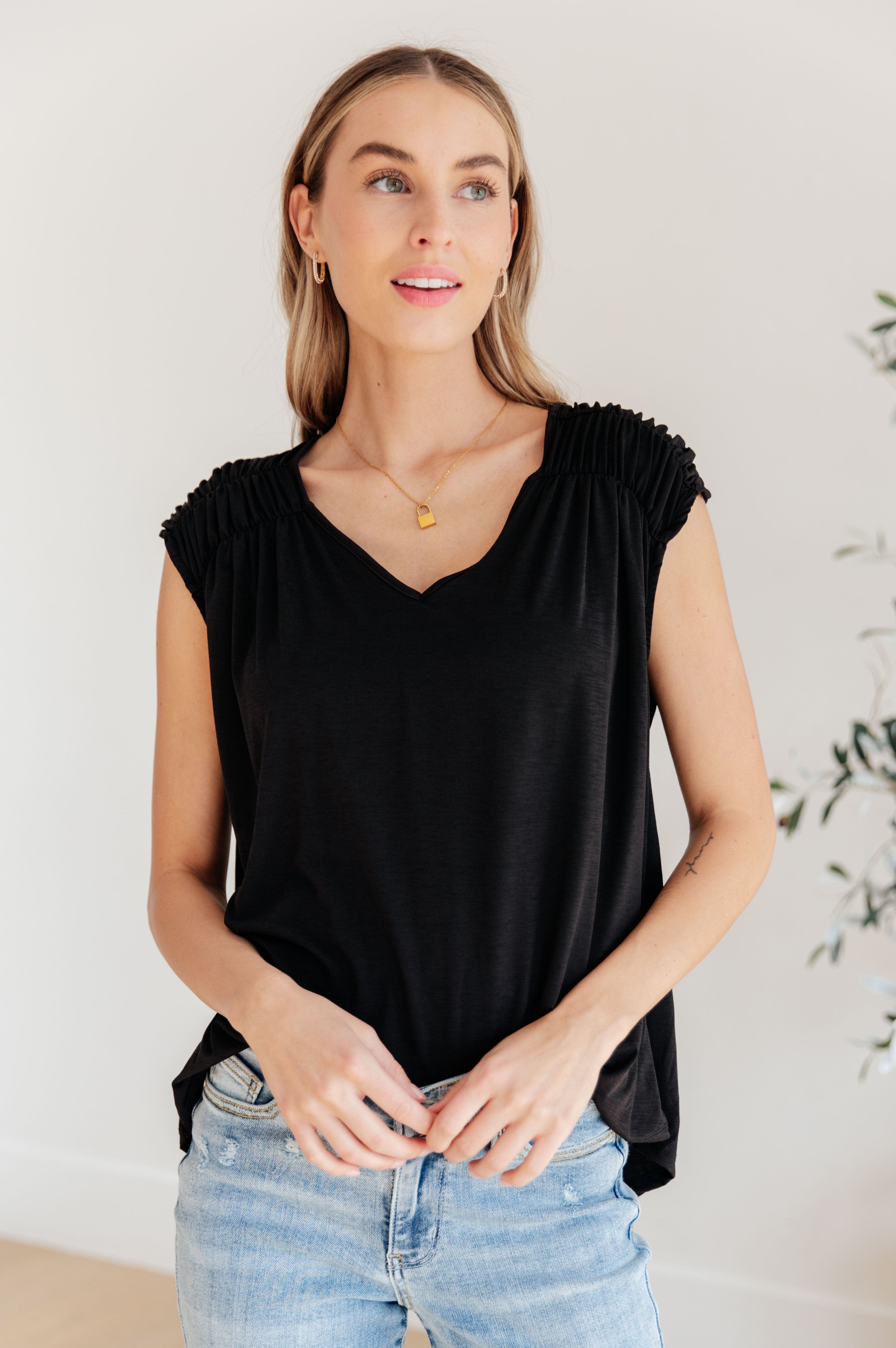 Ruched Cap Sleeve Top in Black-Womens-Stay Foxy Boutique, Florissant, Missouri
