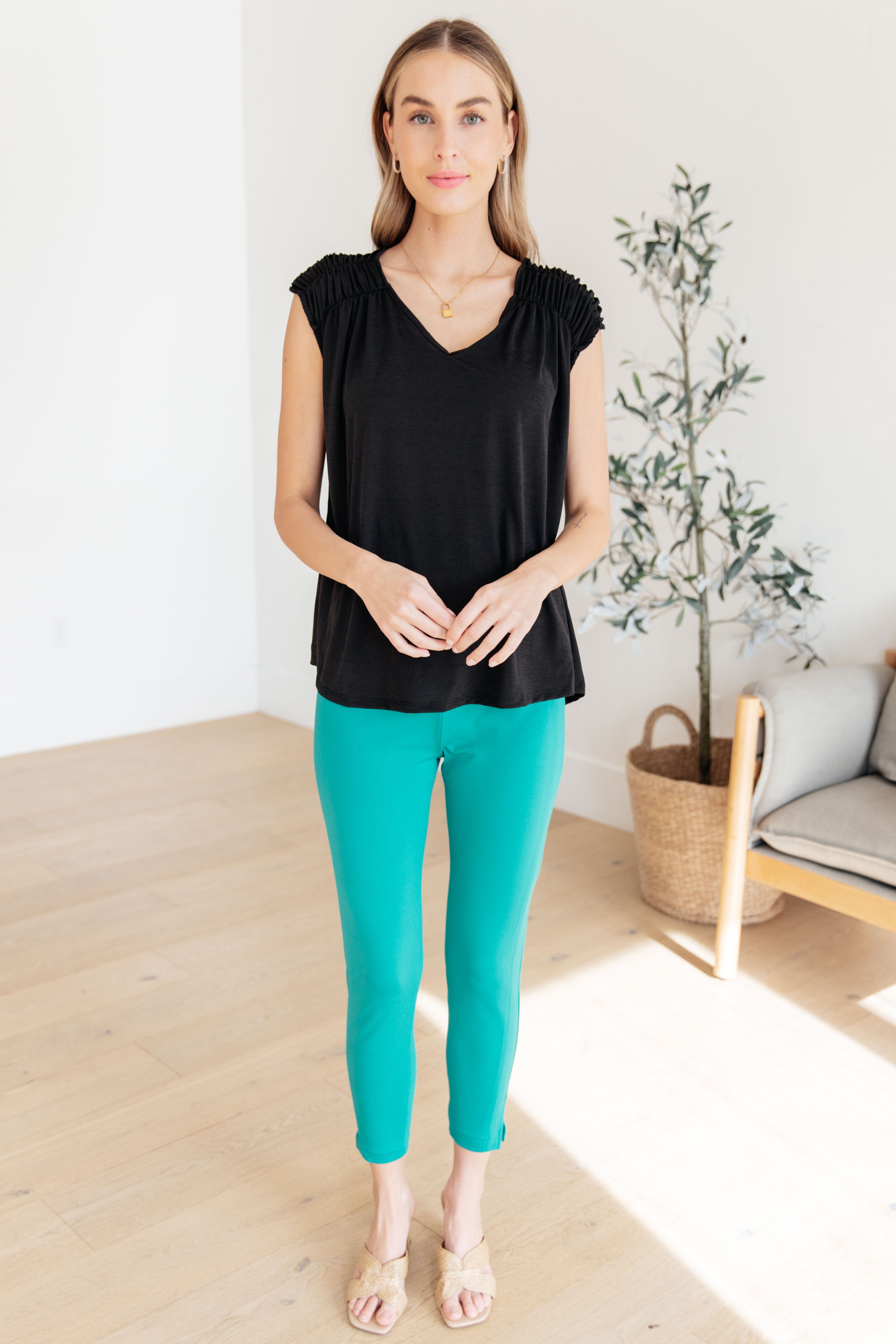Ruched Cap Sleeve Top in Black-Womens-Stay Foxy Boutique, Florissant, Missouri
