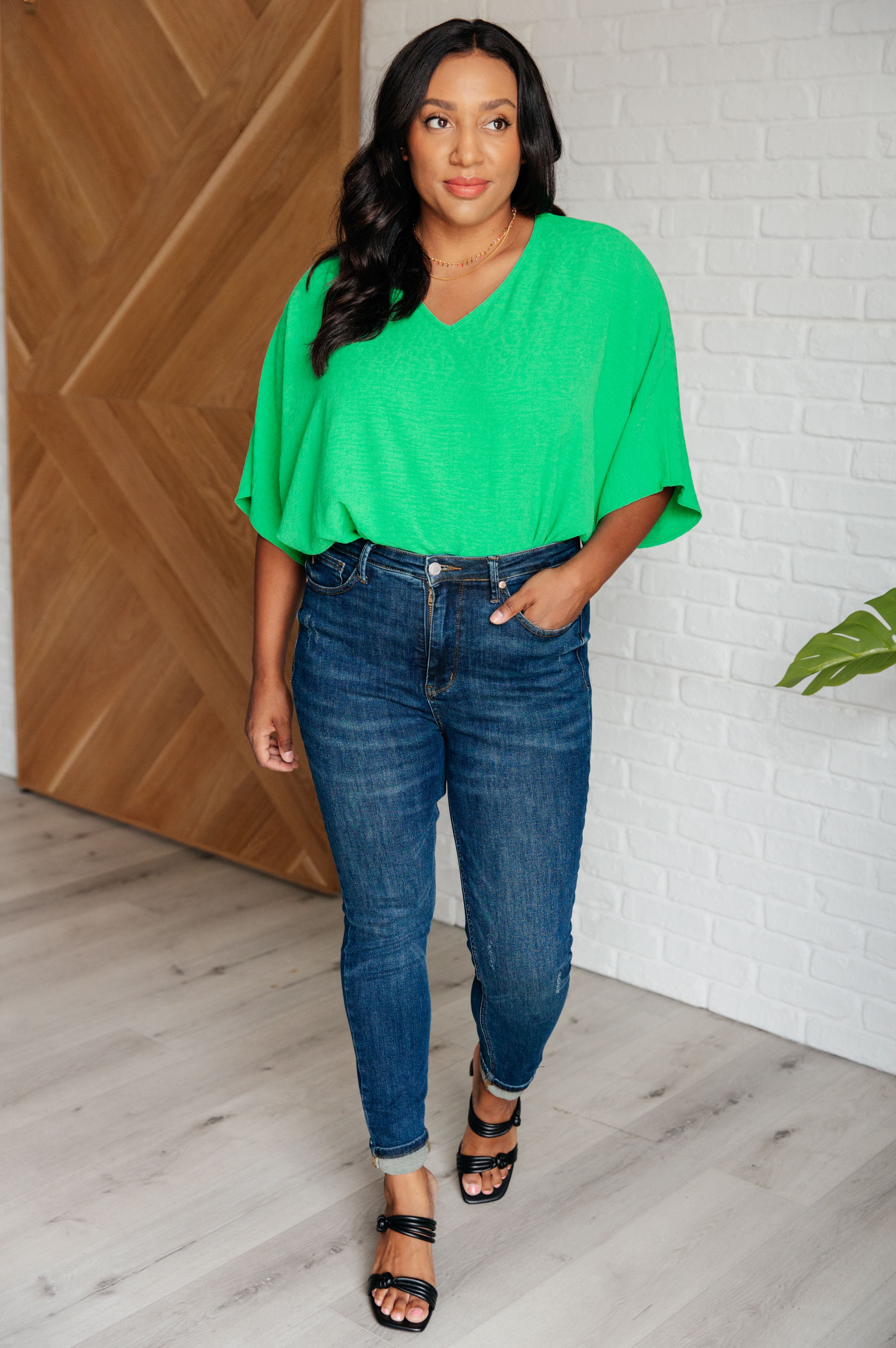 Set the Expectation V-Neck Top-Tops-Stay Foxy Boutique, Florissant, Missouri