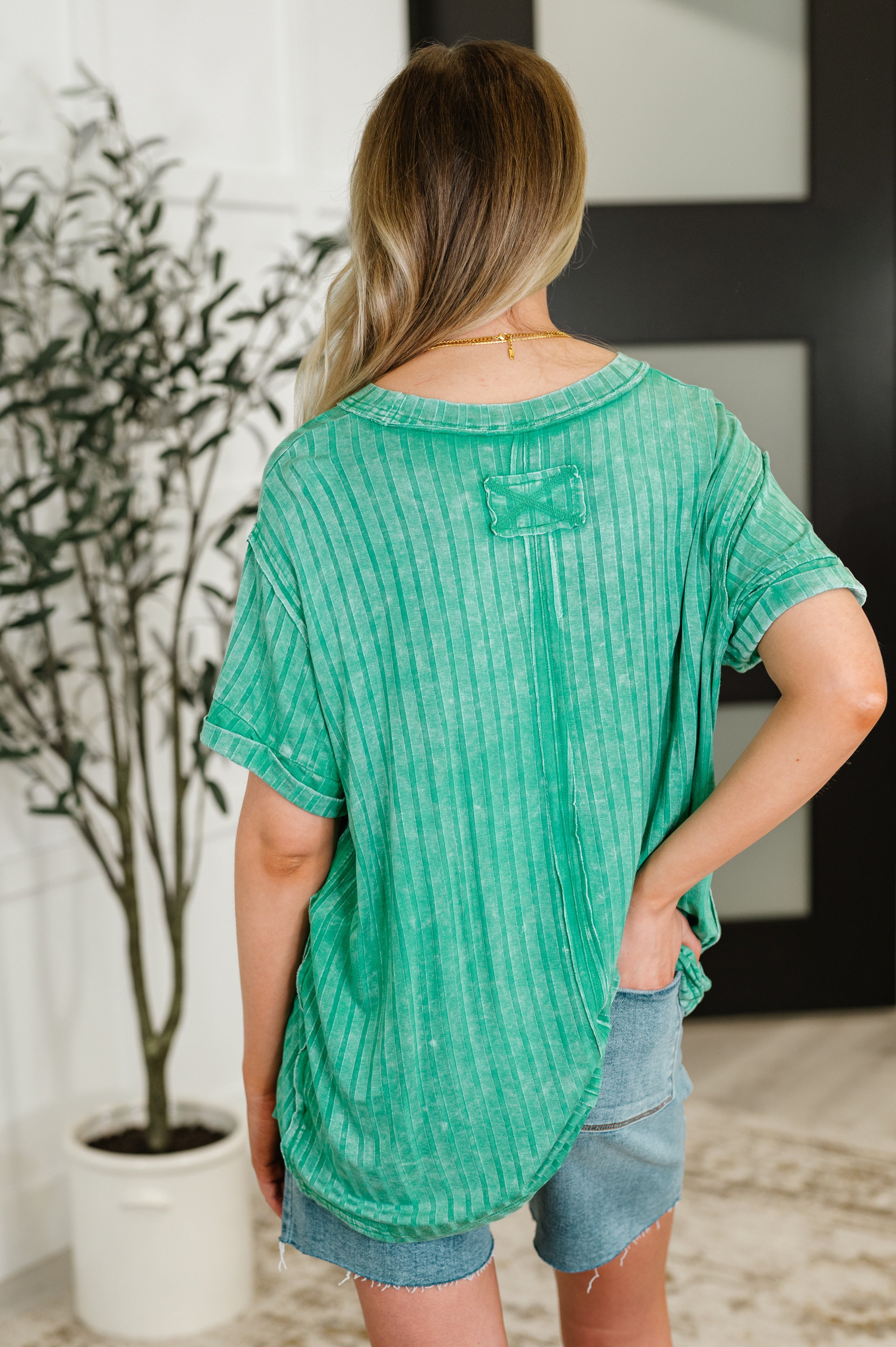 Sunday's Bestie Mineral Wash Top in Kelly Green-Womens-Stay Foxy Boutique, Florissant, Missouri