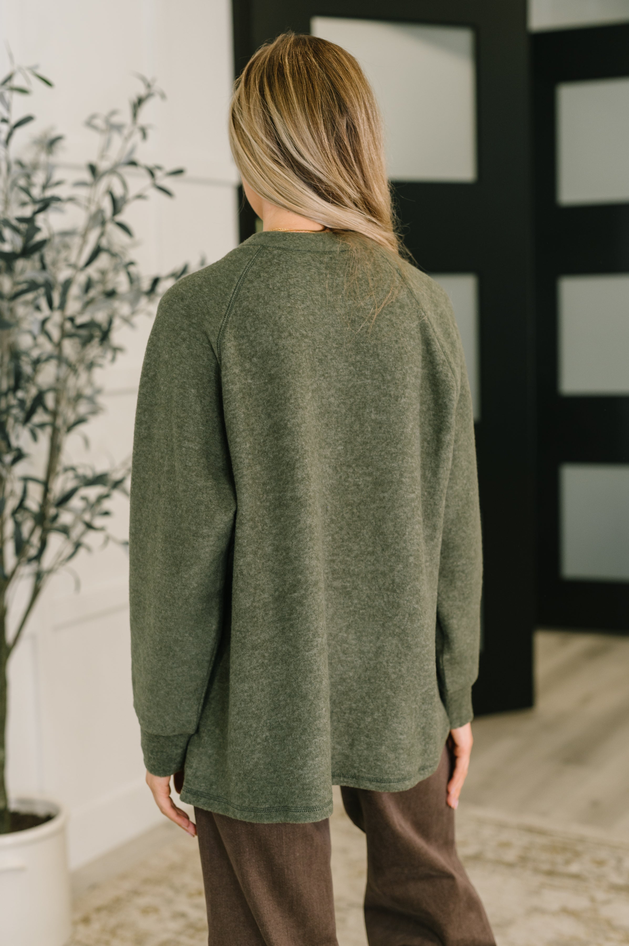 Urban Flux Scooped Hi-Low Long Pullover in Olive-Womens-Stay Foxy Boutique, Florissant, Missouri