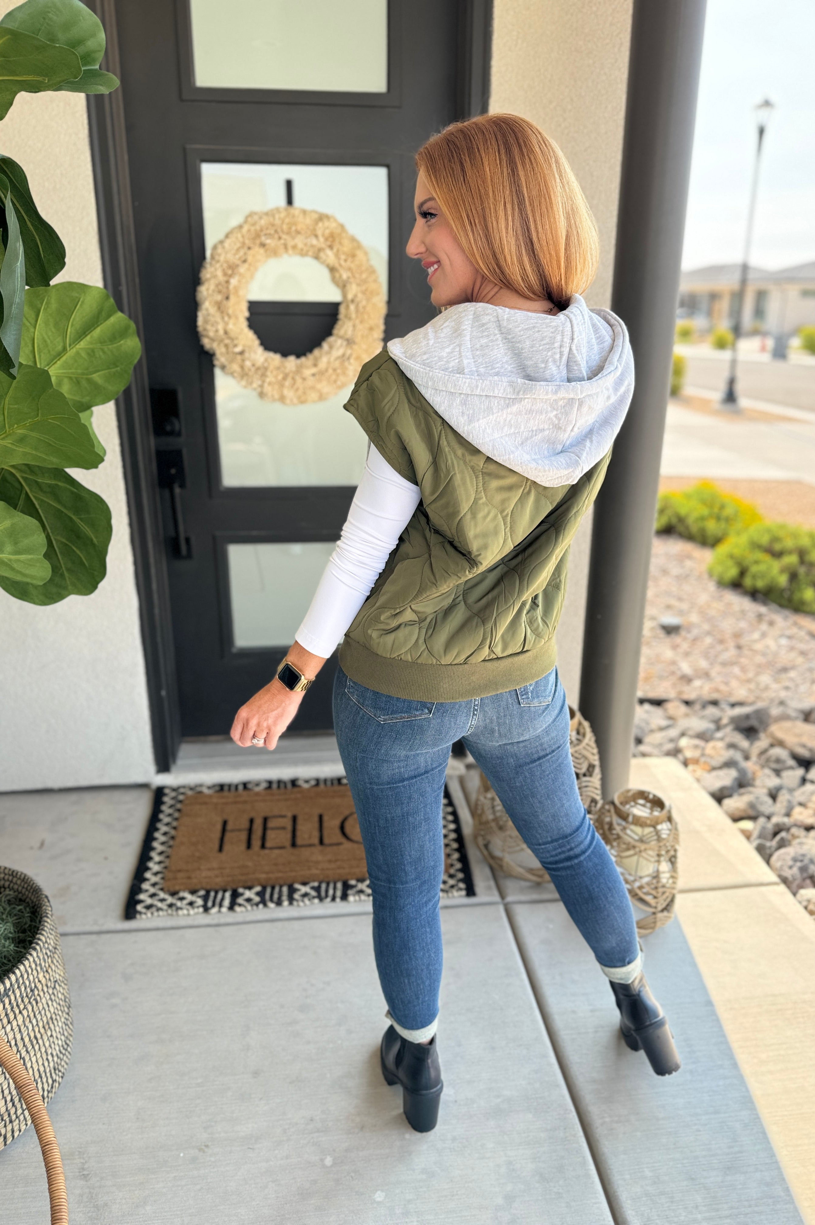 PREORDER: Cheyenne Hooded Puffer Vest in Two Colors-Womens-Stay Foxy Boutique, Florissant, Missouri