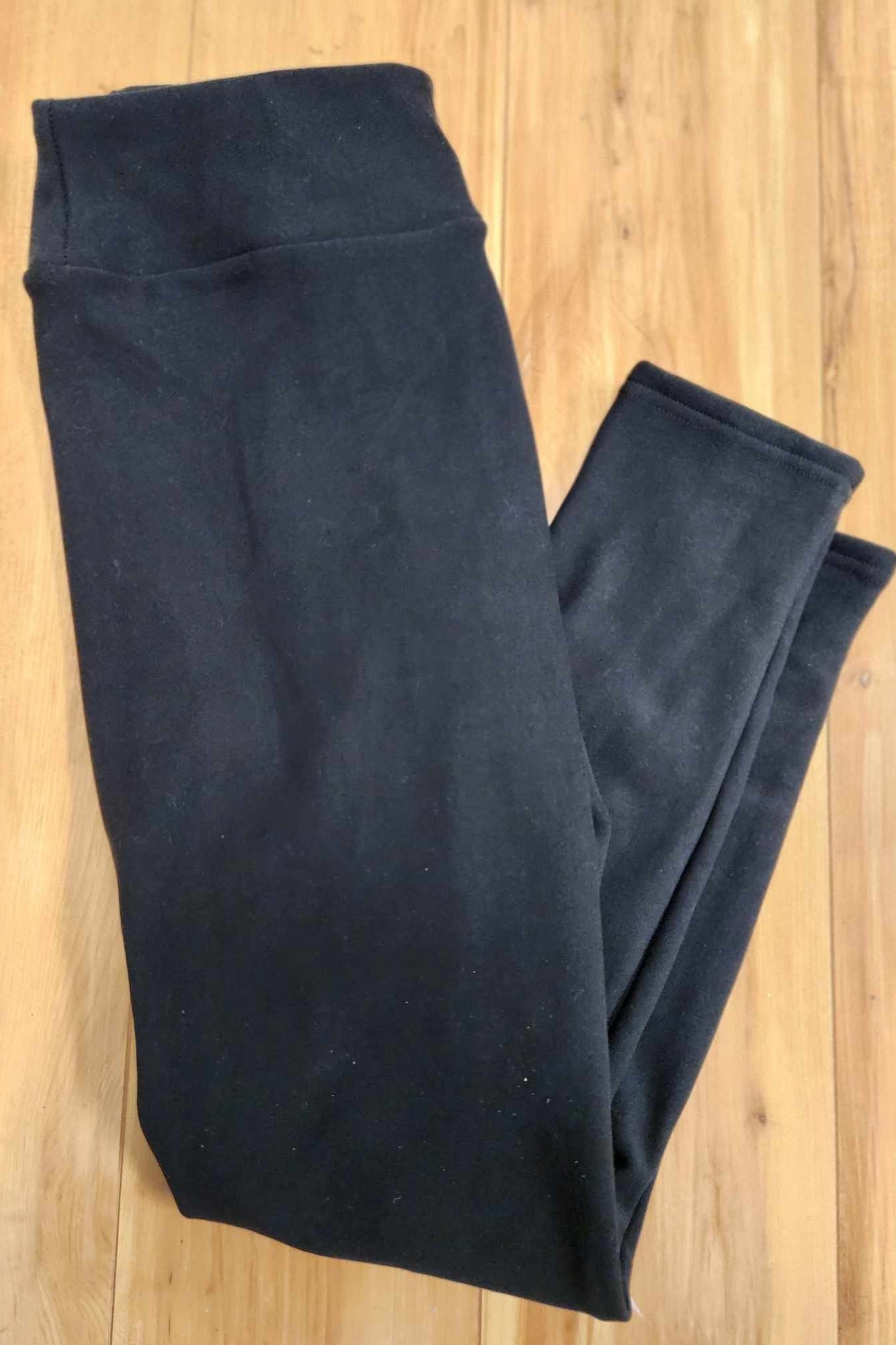 DARK FLORAL - BUTTER FLEECE LINED LEGGINGS-Leggings-Stay Foxy Boutique, Florissant, Missouri