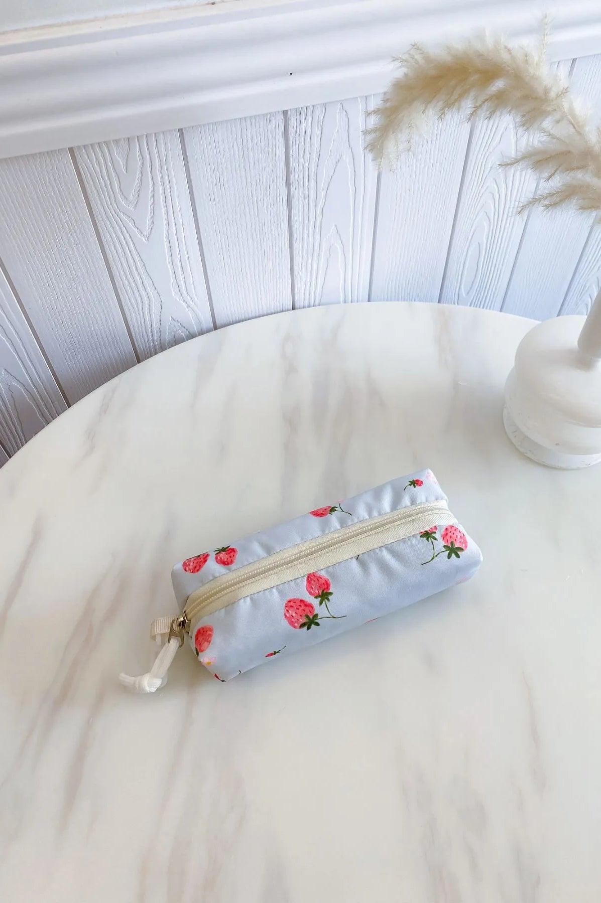 3-Piece Strawberry Print Canvas Bag Set-Stay Foxy Boutique, Florissant, Missouri
