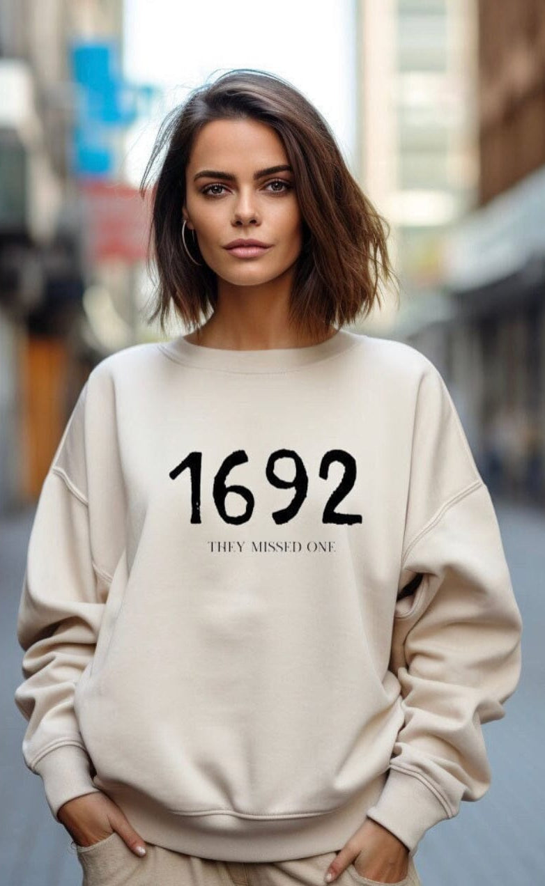1692 Graphic T-Graphic T-Stay Foxy Boutique, Florissant, Missouri