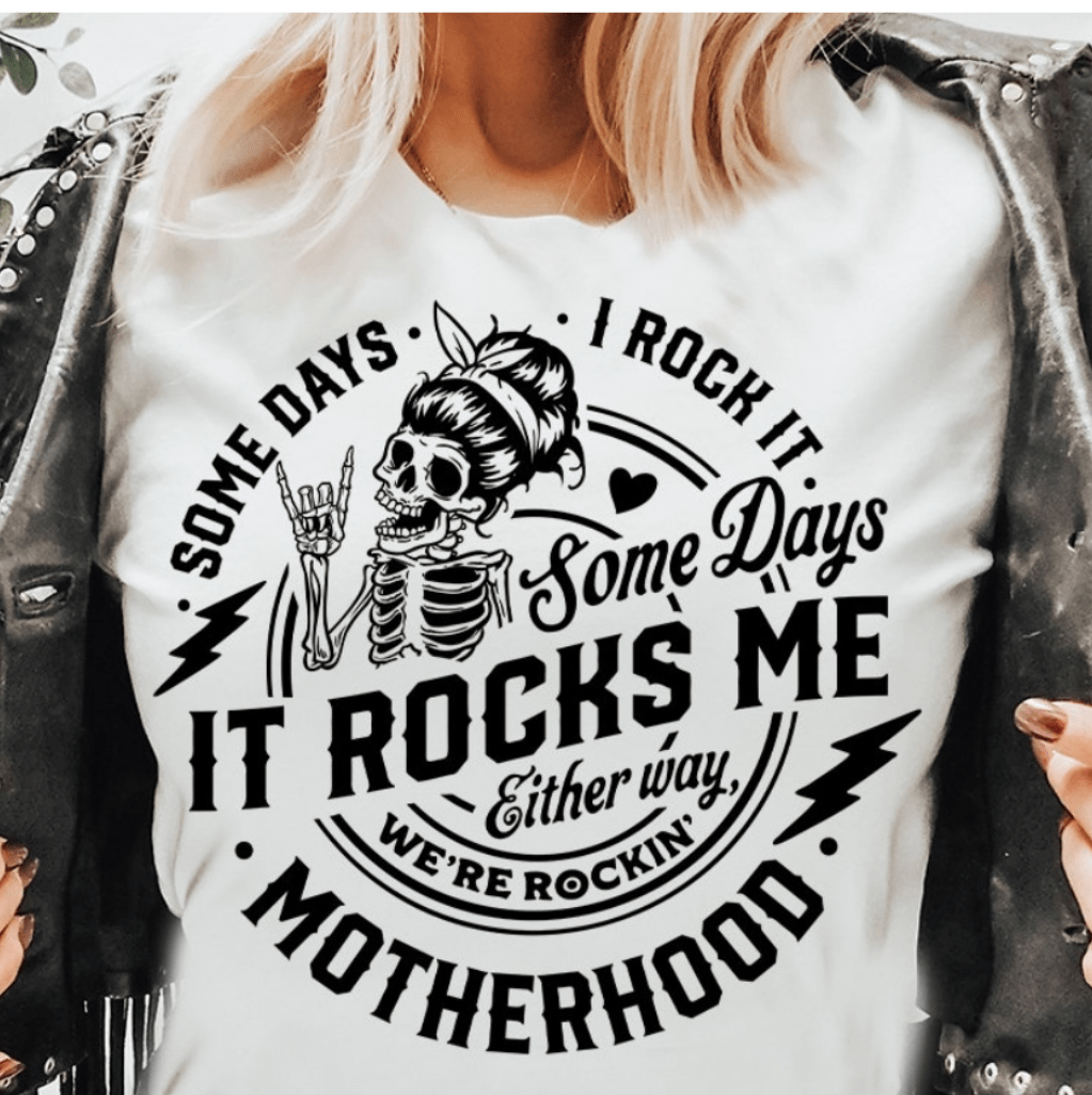 It Rocks Me Graphic T-Graphic T-Stay Foxy Boutique, Florissant, Missouri