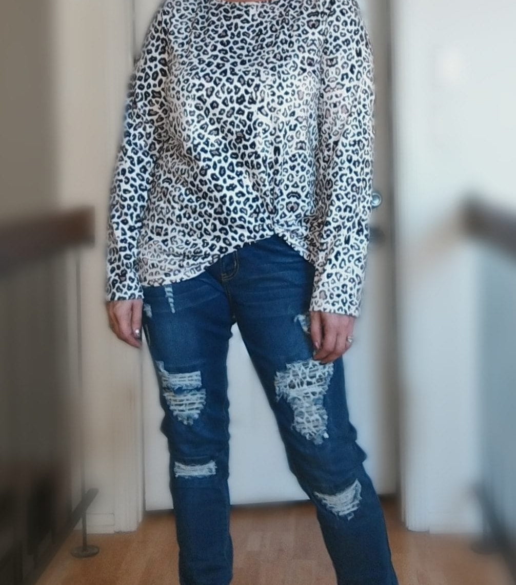 DISTRESSED STRETCH PATCH DENIM-Stay Foxy Boutique, Florissant, Missouri