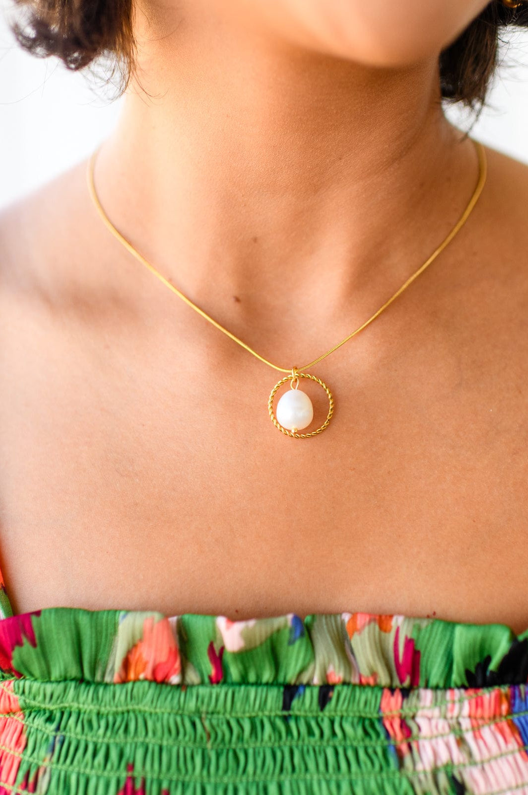 Center of the World Pearl Pendant Necklace-Womens-Stay Foxy Boutique, Florissant, Missouri