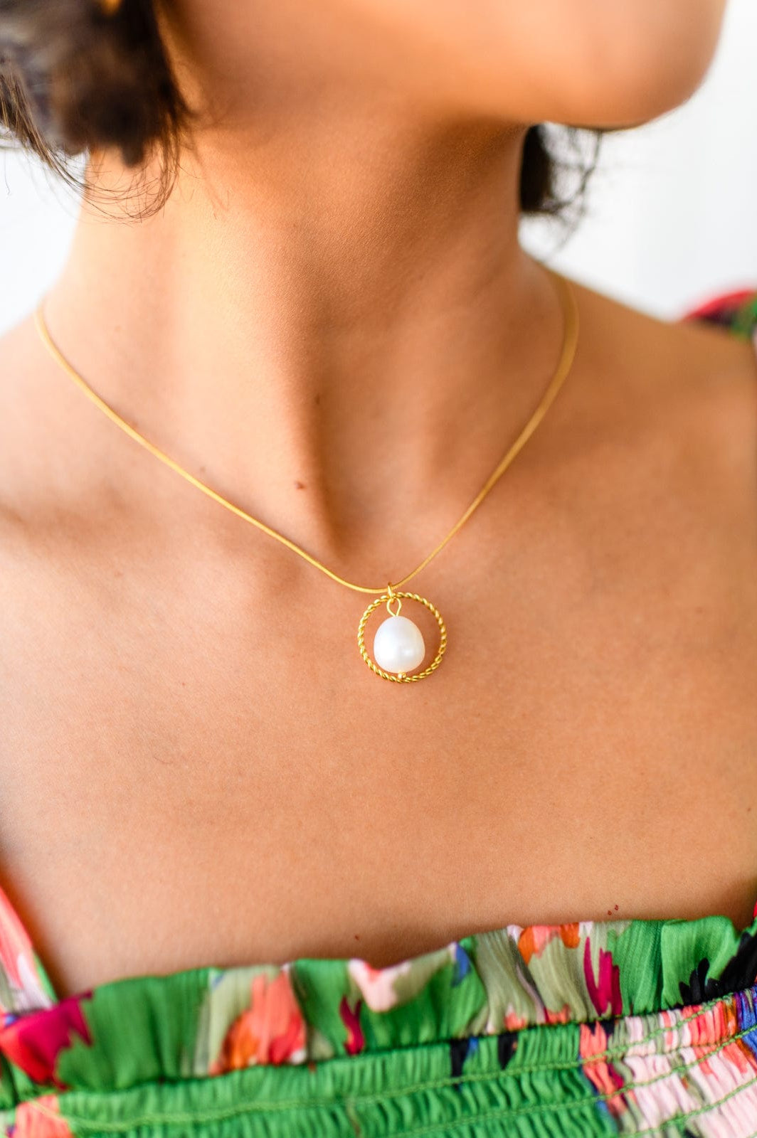 Center of the World Pearl Pendant Necklace-Womens-Stay Foxy Boutique, Florissant, Missouri