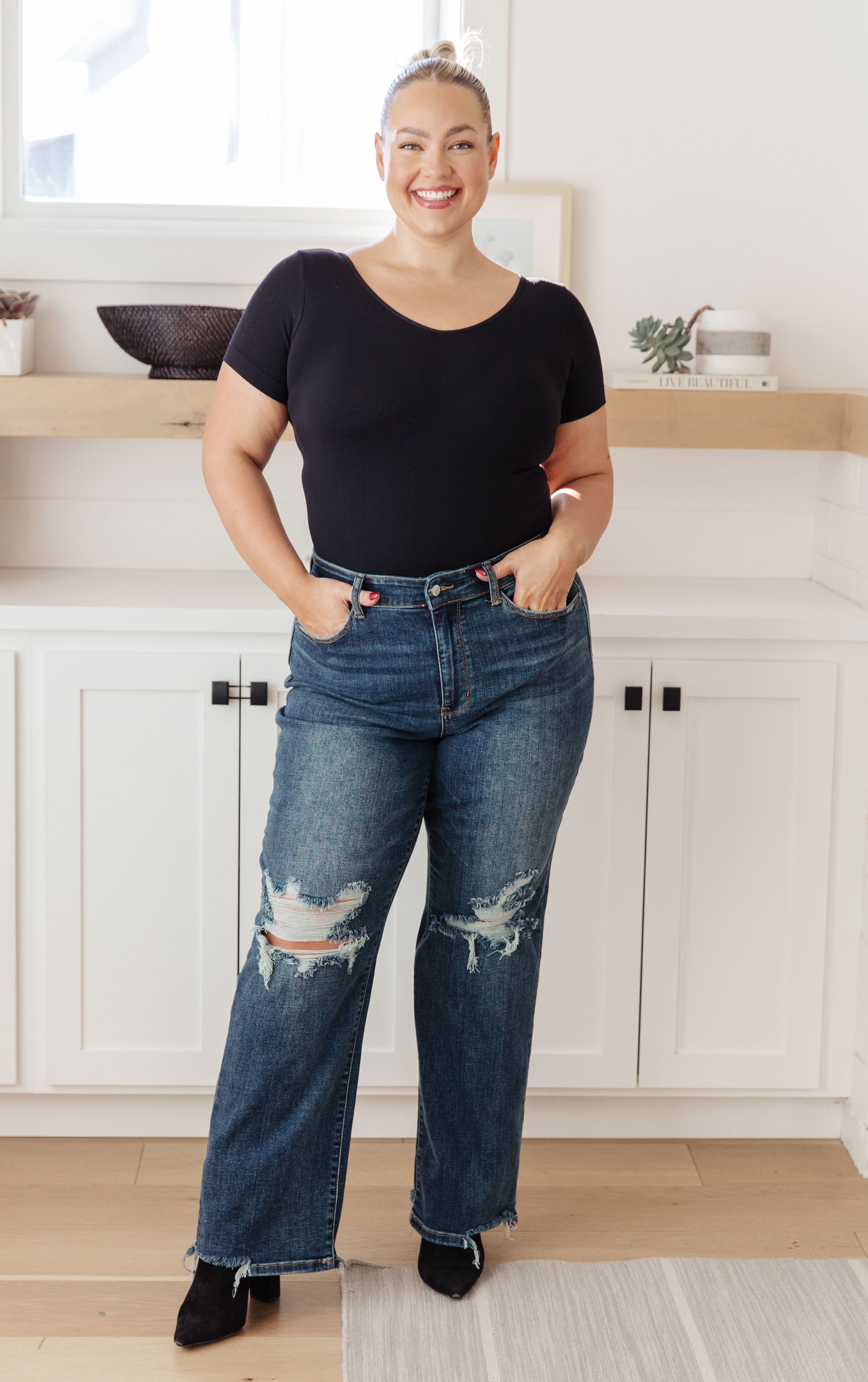 Rose High Rise 90's Straight Jeans in Dark Wash-Womens-Stay Foxy Boutique, Florissant, Missouri