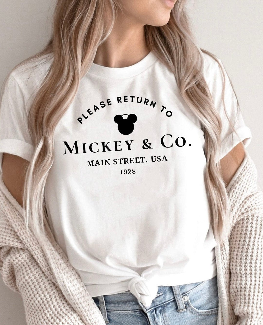 Return To Graphic T-Graphic T-Stay Foxy Boutique, Florissant, Missouri