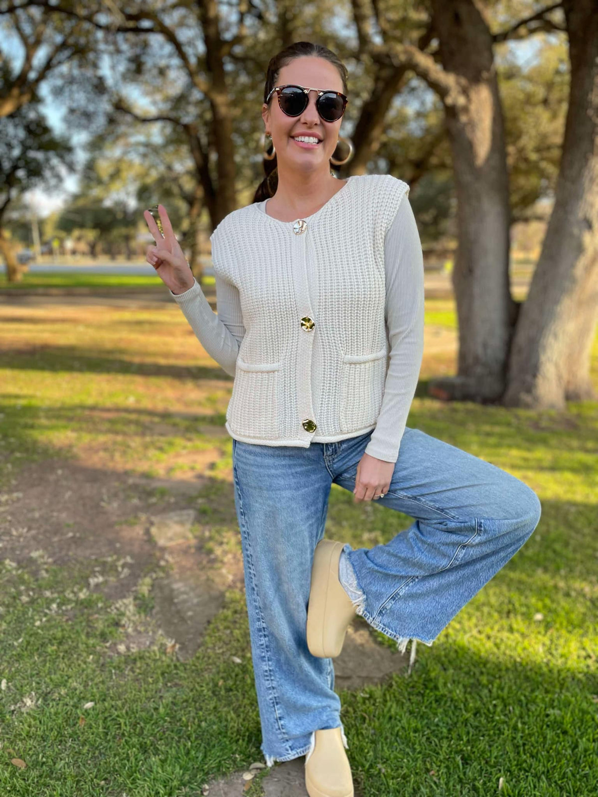 Meet In The Middle Sweater Vest in Two Colors-Womens-Stay Foxy Boutique, Florissant, Missouri
