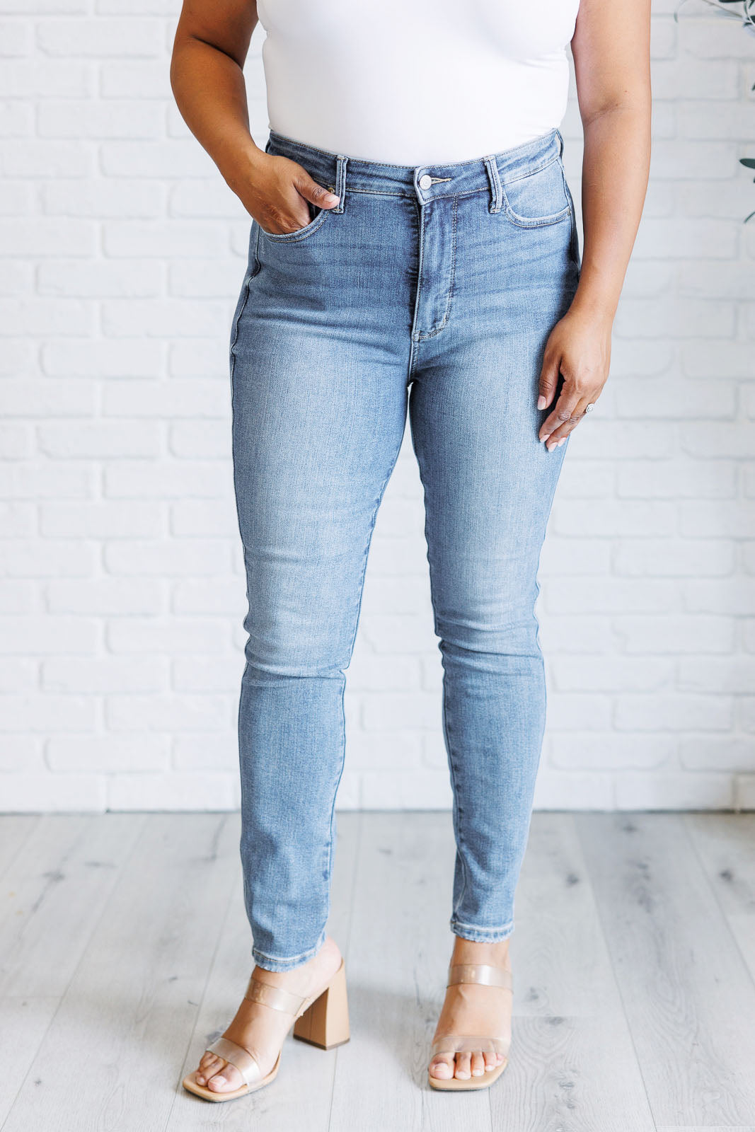 Justine High Rise Control Top Contrast Wash Skinny Jeans-Womens-Stay Foxy Boutique, Florissant, Missouri