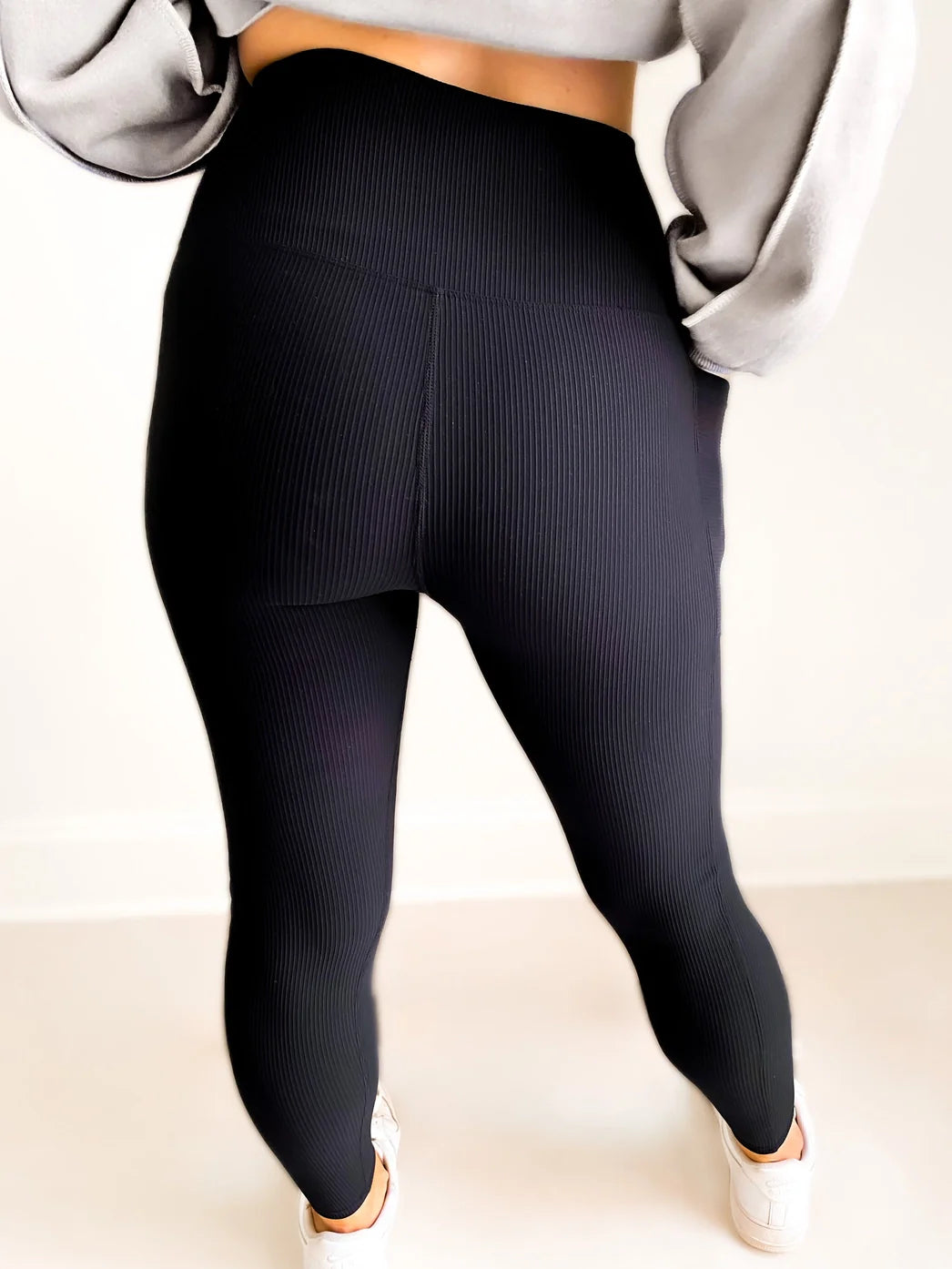 PREORDER: Max Sculpt Ribbed Leggings in Two Colors-Womens-Stay Foxy Boutique, Florissant, Missouri