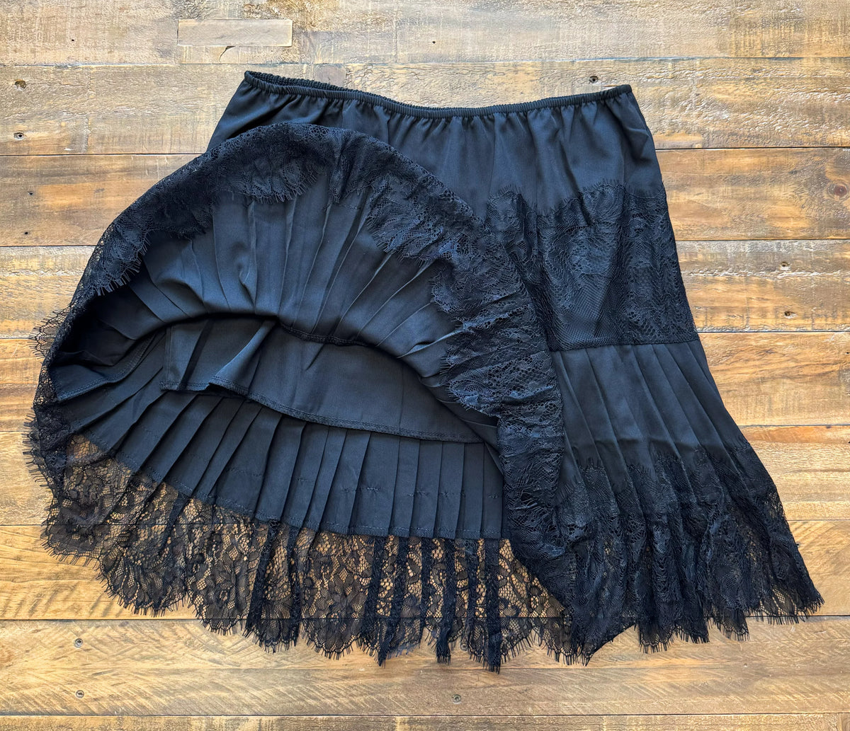 PREORDER: Viviane Lace Slip Skirt in Two Colors-Womens-Stay Foxy Boutique, Florissant, Missouri
