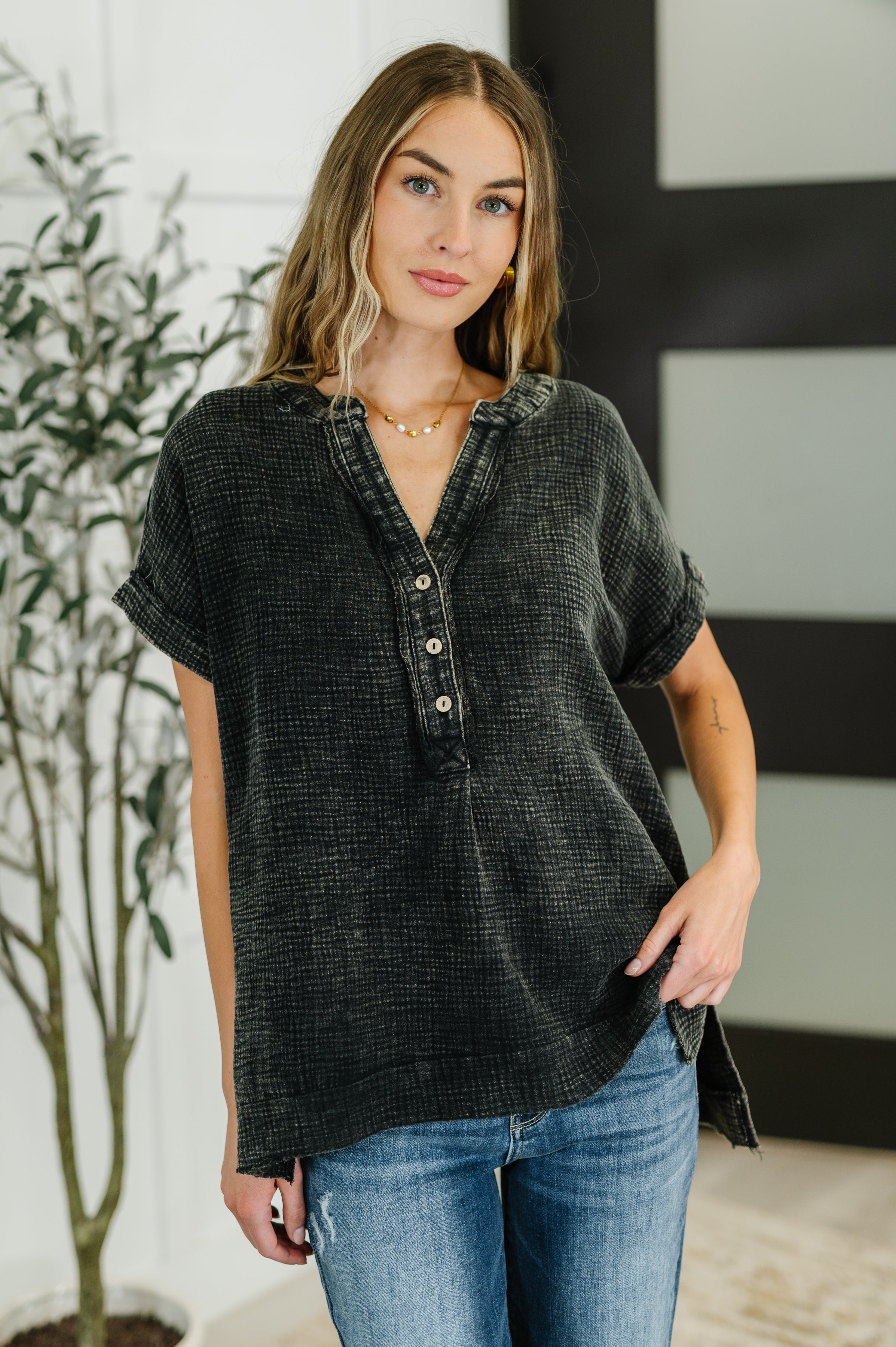 Basic Fade V-Neck Acid Wash Top in Ash Black-Womens-Stay Foxy Boutique, Florissant, Missouri