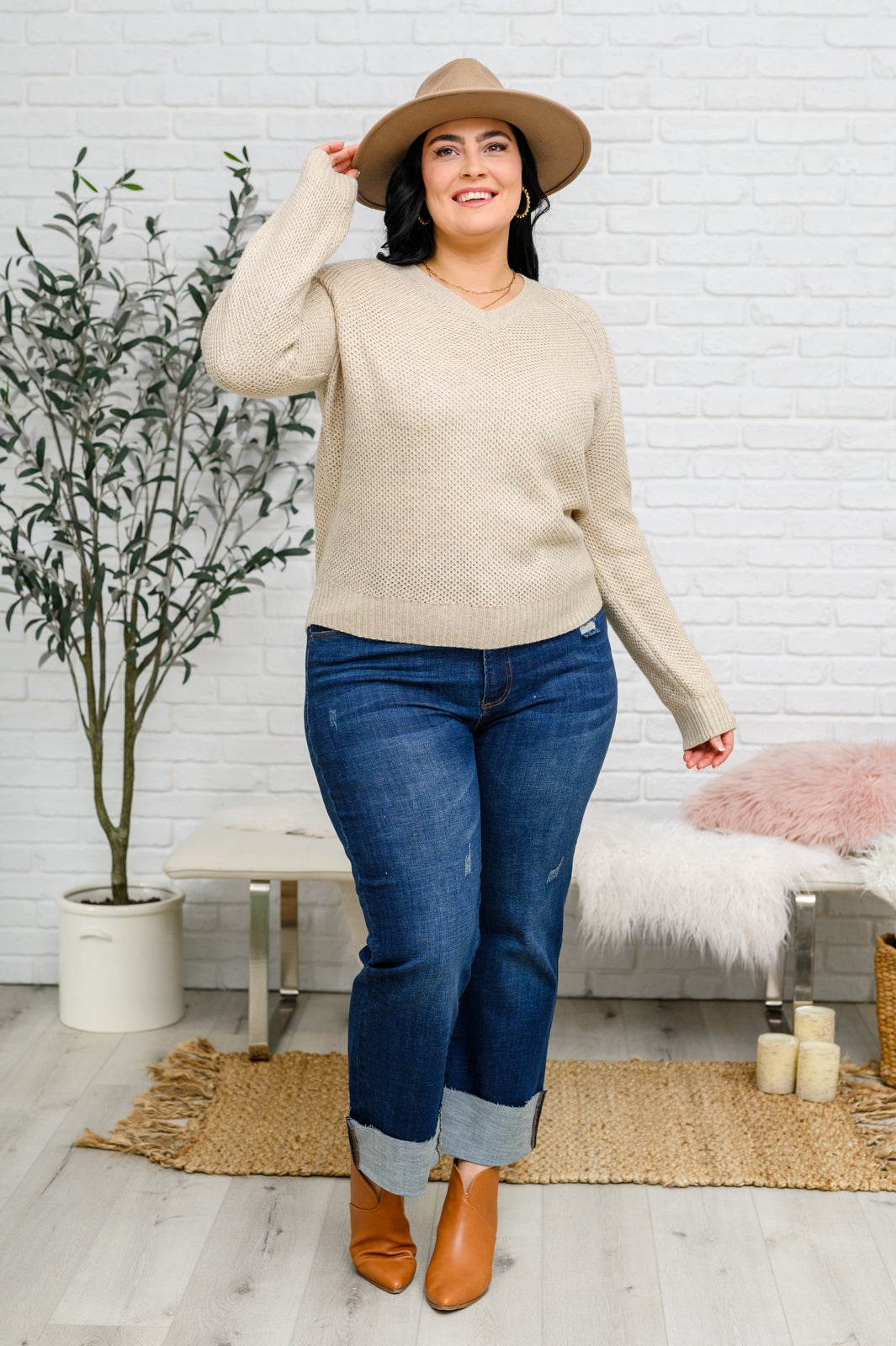 Chai Latte V-Neck Sweater in Oatmeal-Tops-Stay Foxy Boutique, Florissant, Missouri