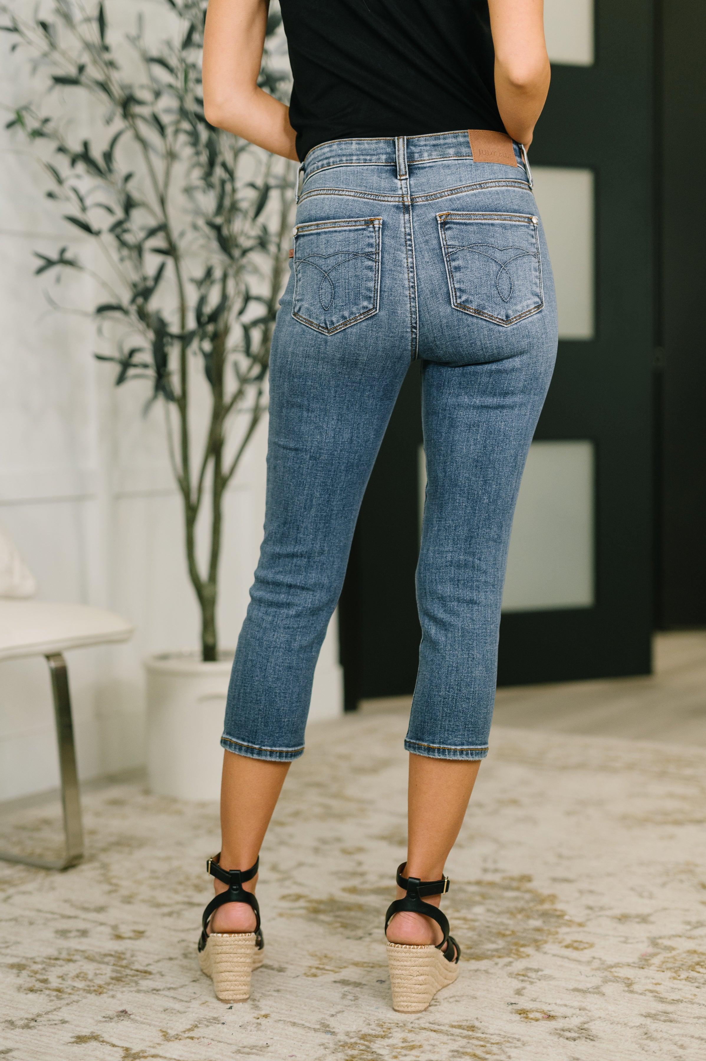 Deborah Mid Rise Capri-Womens-Stay Foxy Boutique, Florissant, Missouri