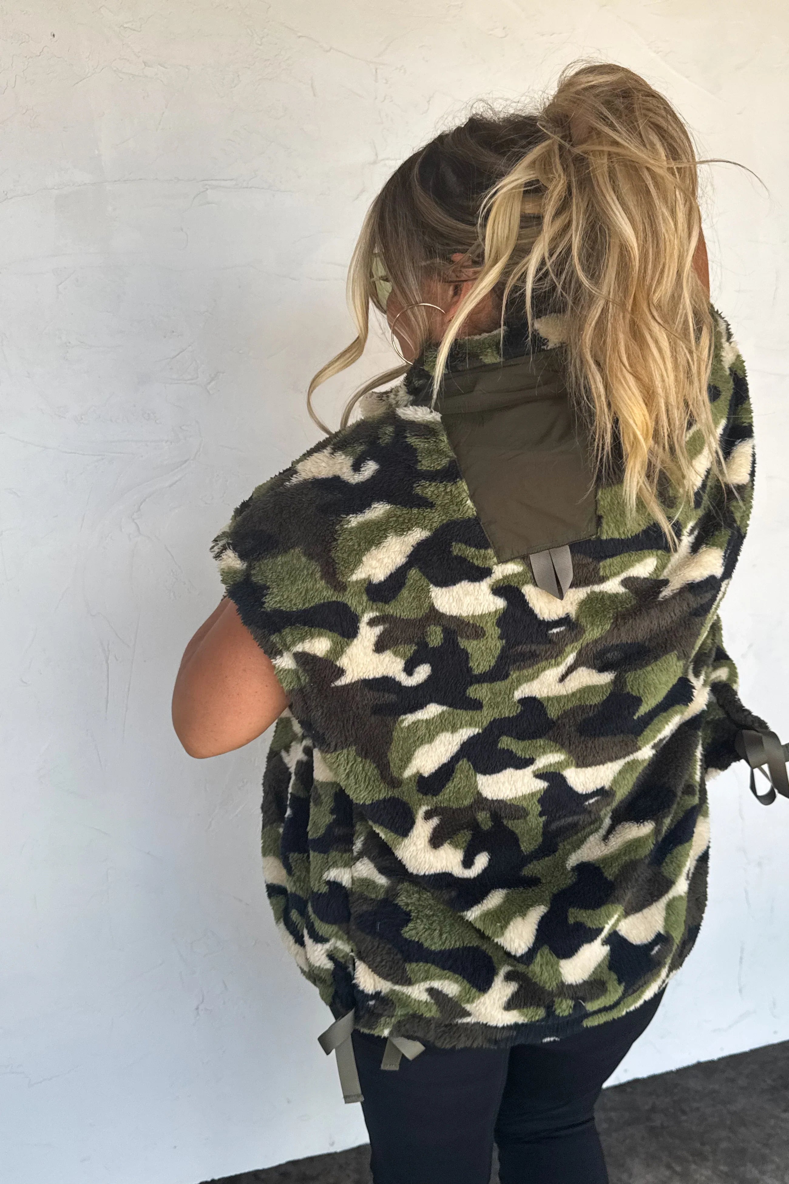 PREORDER: Linden Sherpa Vest Jacket-Womens-Stay Foxy Boutique, Florissant, Missouri