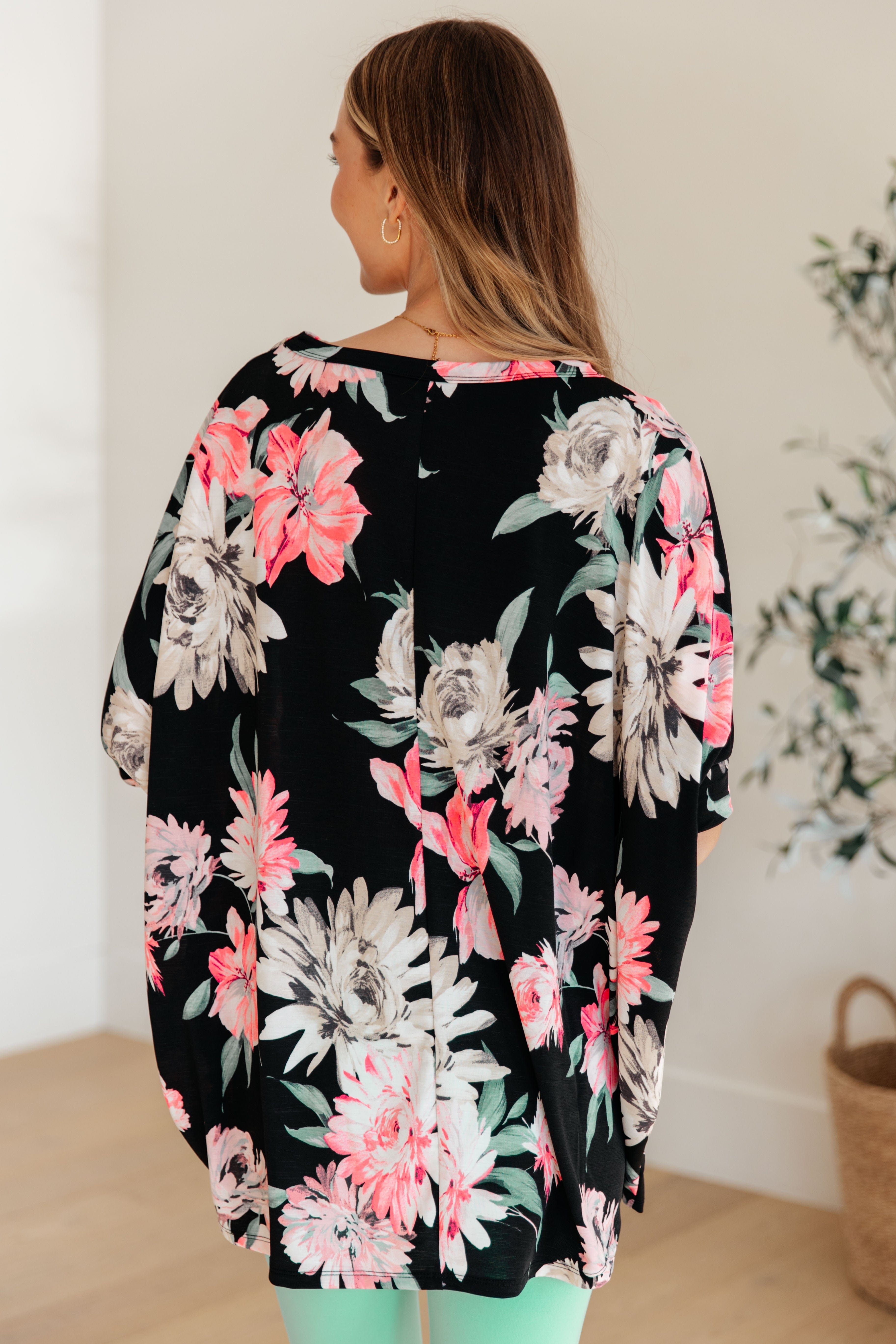 Essential Blouse in Black Floral-Womens-Stay Foxy Boutique, Florissant, Missouri