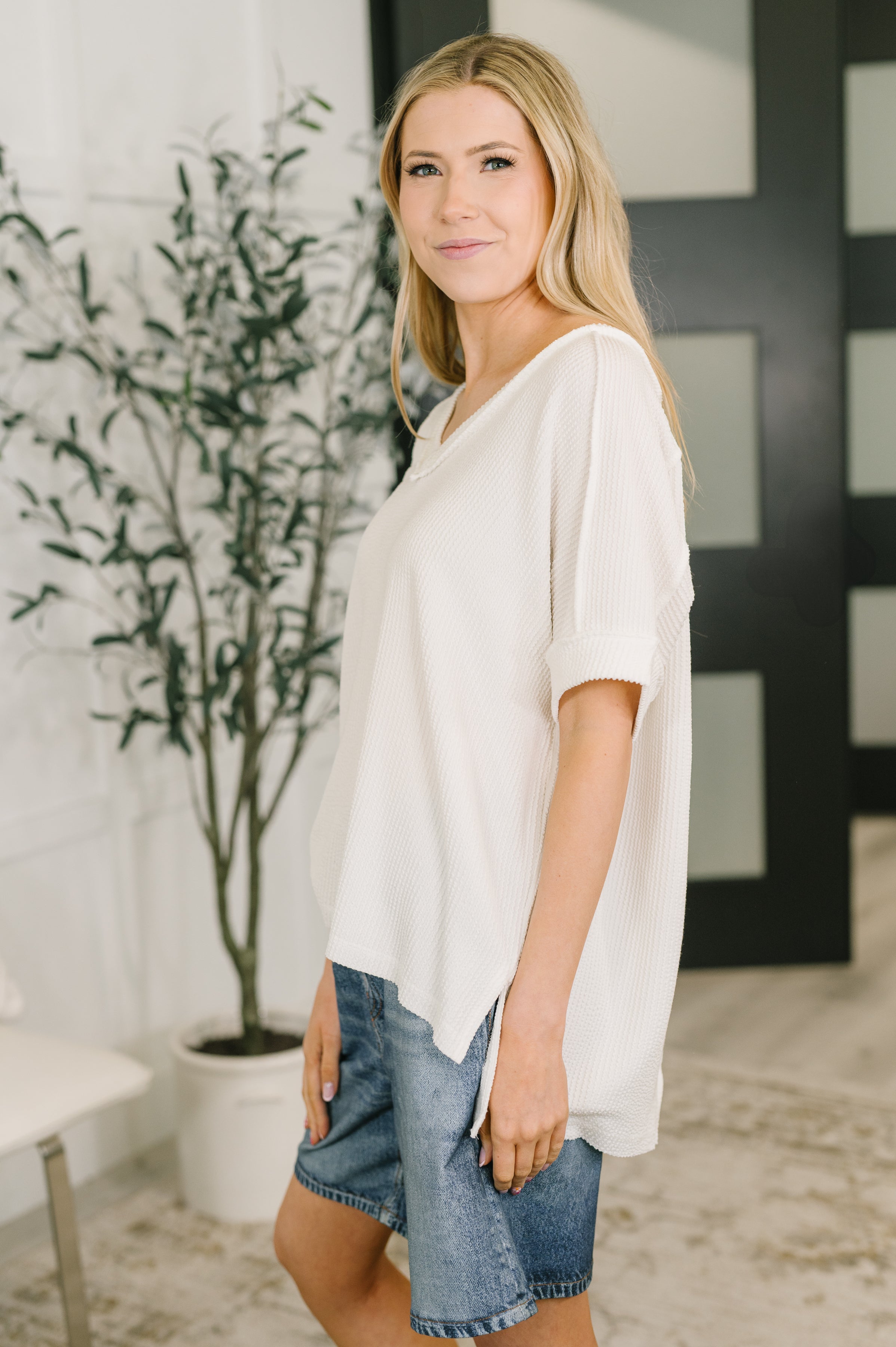 Growing Restless V-Neck Tee in White-Womens-Stay Foxy Boutique, Florissant, Missouri