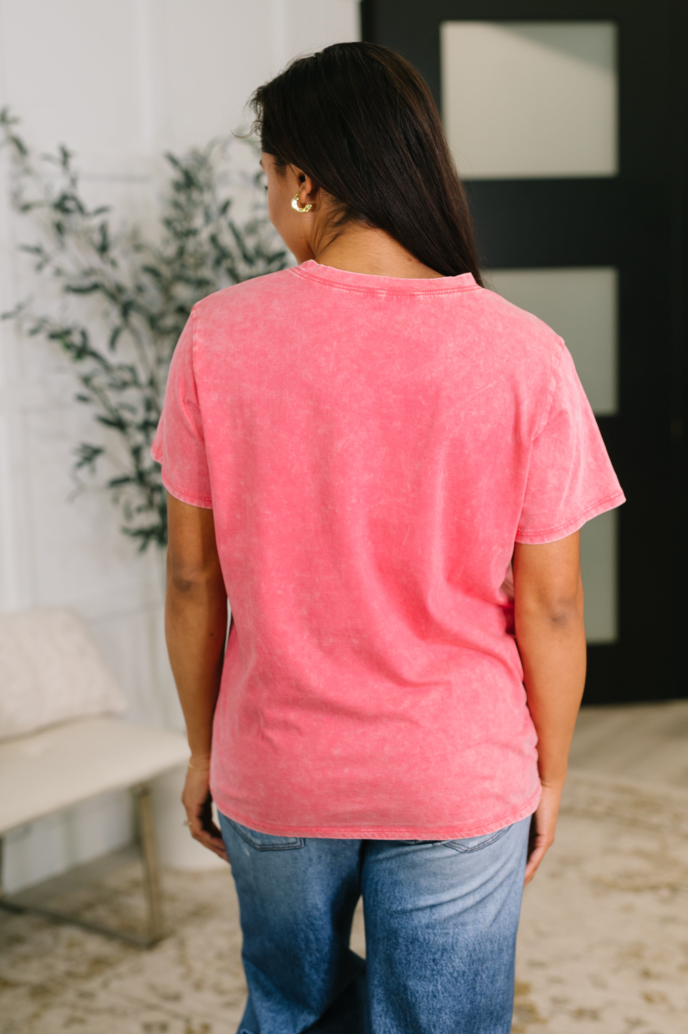 Had to Be There Mineral Wash Tee in Fuchsia-Womens-Stay Foxy Boutique, Florissant, Missouri