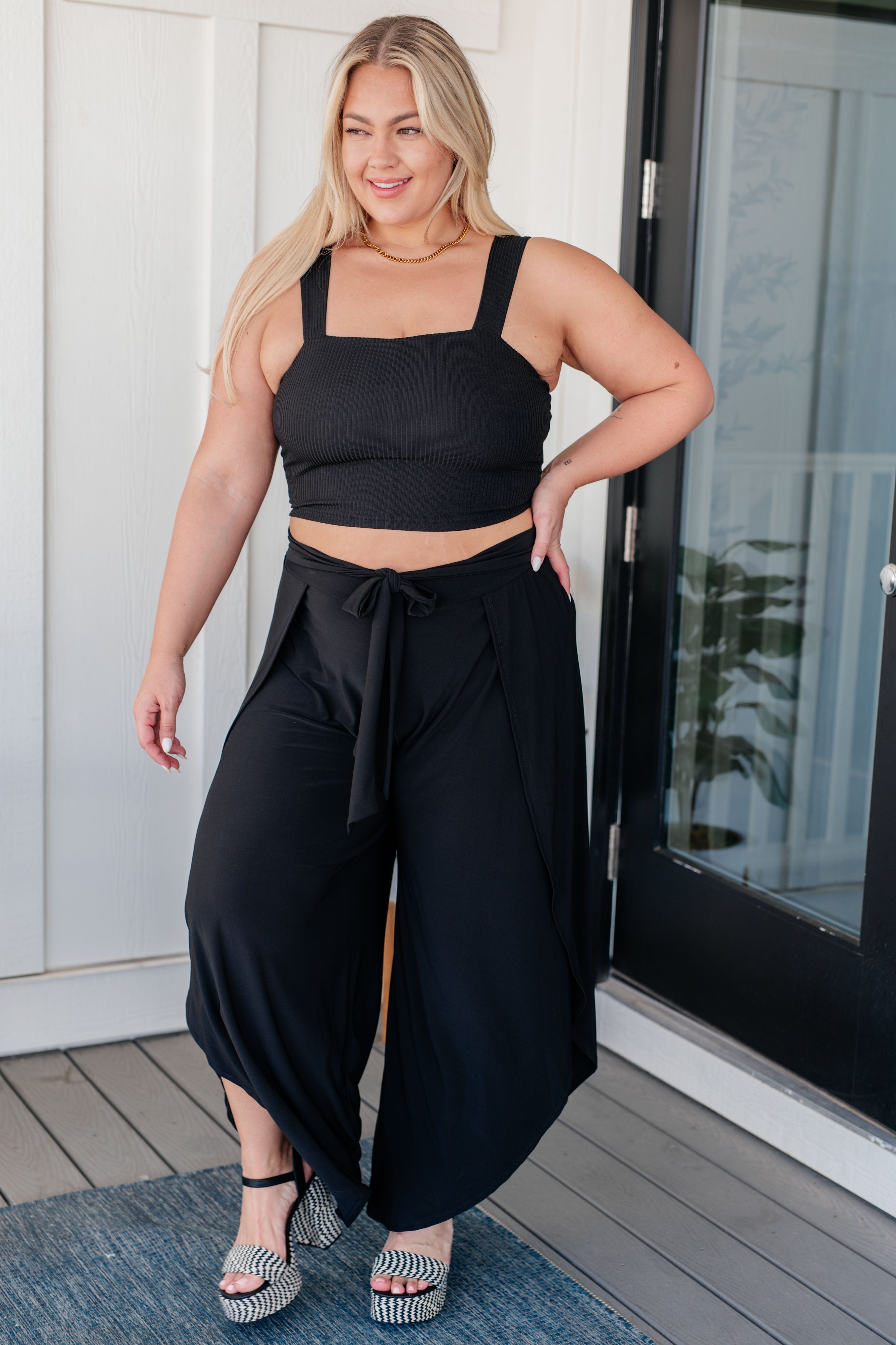 Holland Holiday Tulip Pants in Black-Bottoms-Stay Foxy Boutique, Florissant, Missouri