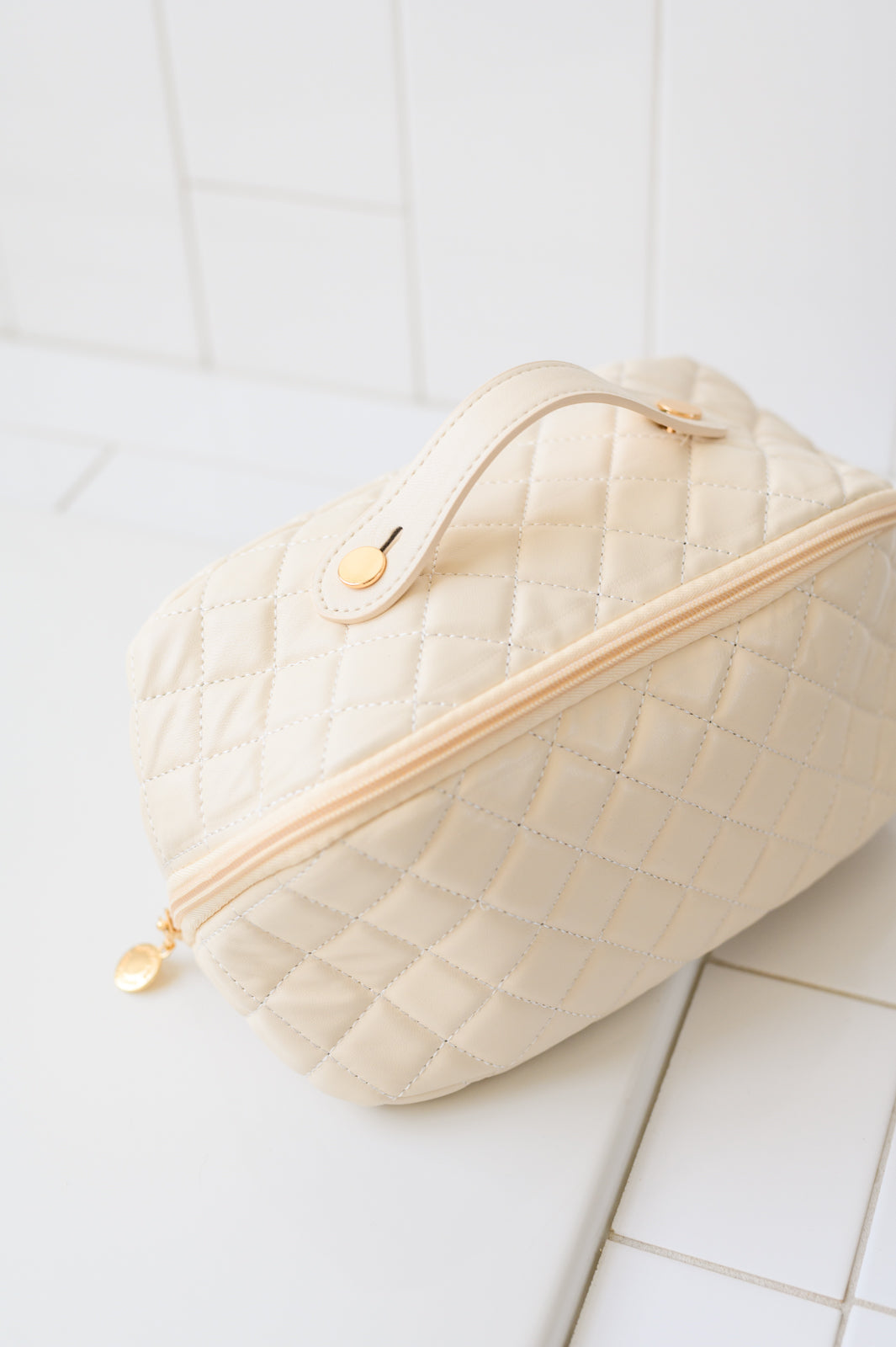 Large Capacity Quilted Makeup Bag in Cream-Accessories-Stay Foxy Boutique, Florissant, Missouri