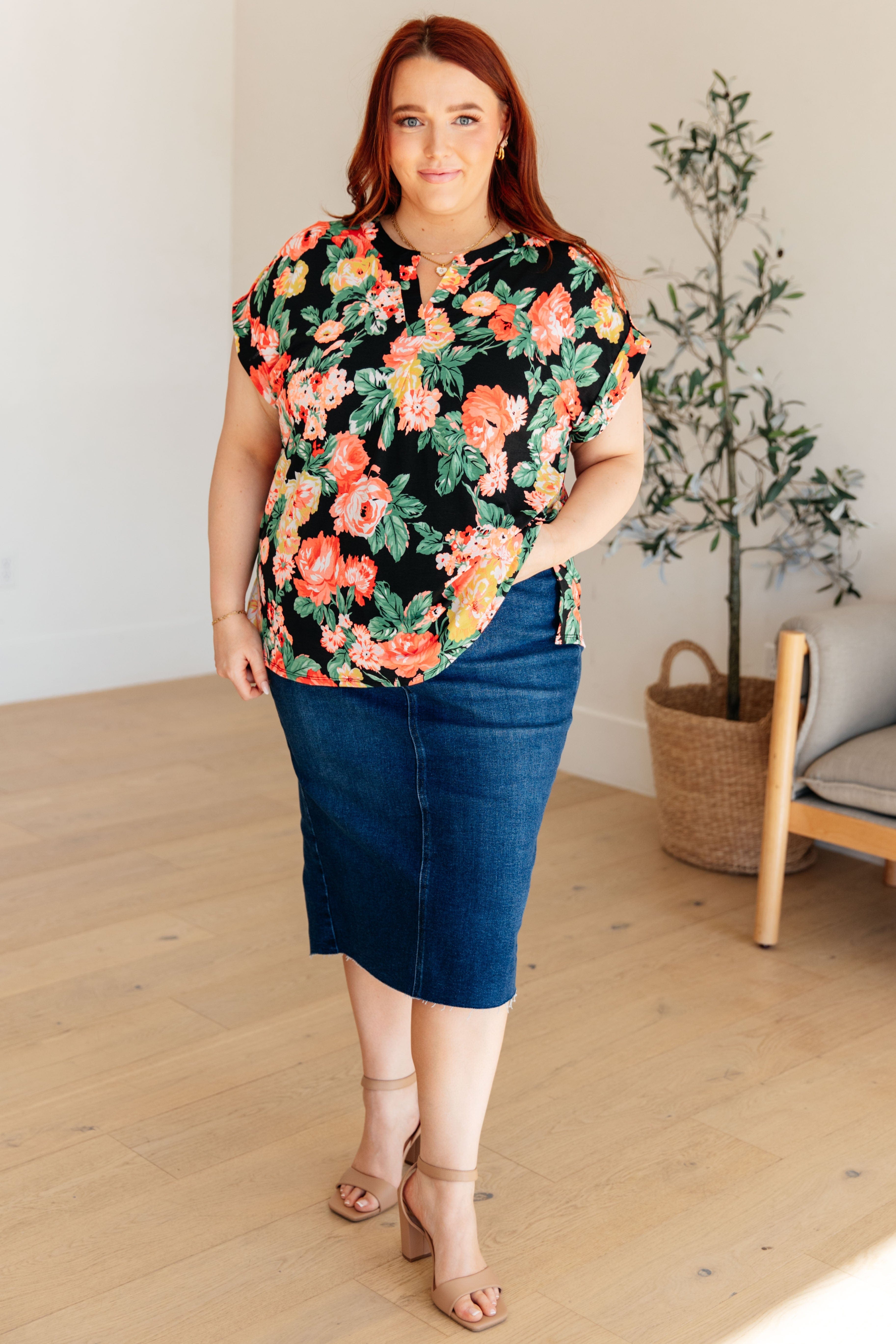 Lizzy Cap Sleeve Top in Black Garden Floral-Womens-Stay Foxy Boutique, Florissant, Missouri