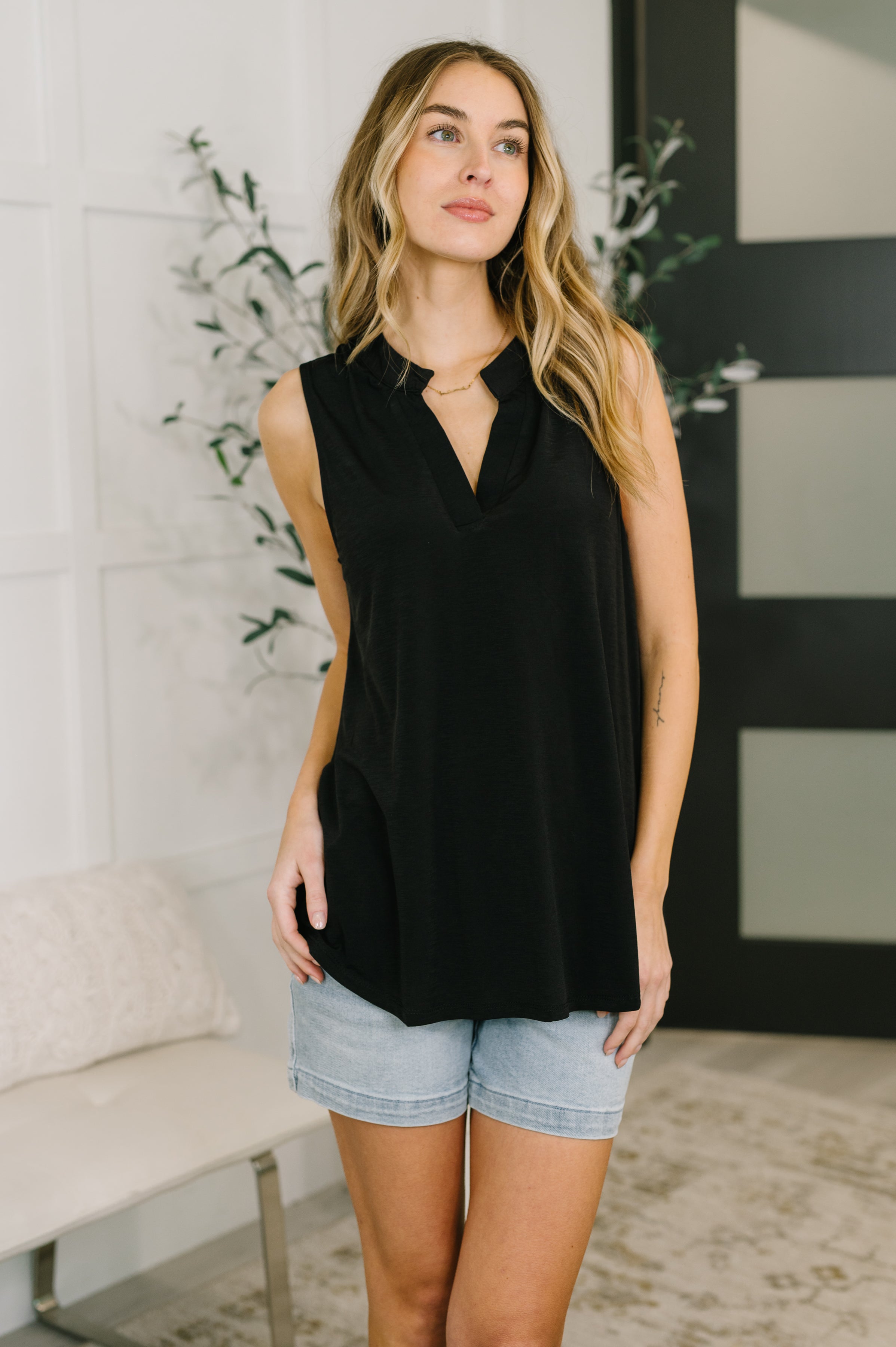 Lizzy Tank Top in Black-Womens-Stay Foxy Boutique, Florissant, Missouri