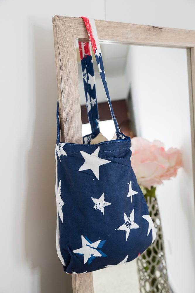 Freedom 2 in 1 Tote & Towel-Urbanista-Stay Foxy Boutique, Florissant, Missouri