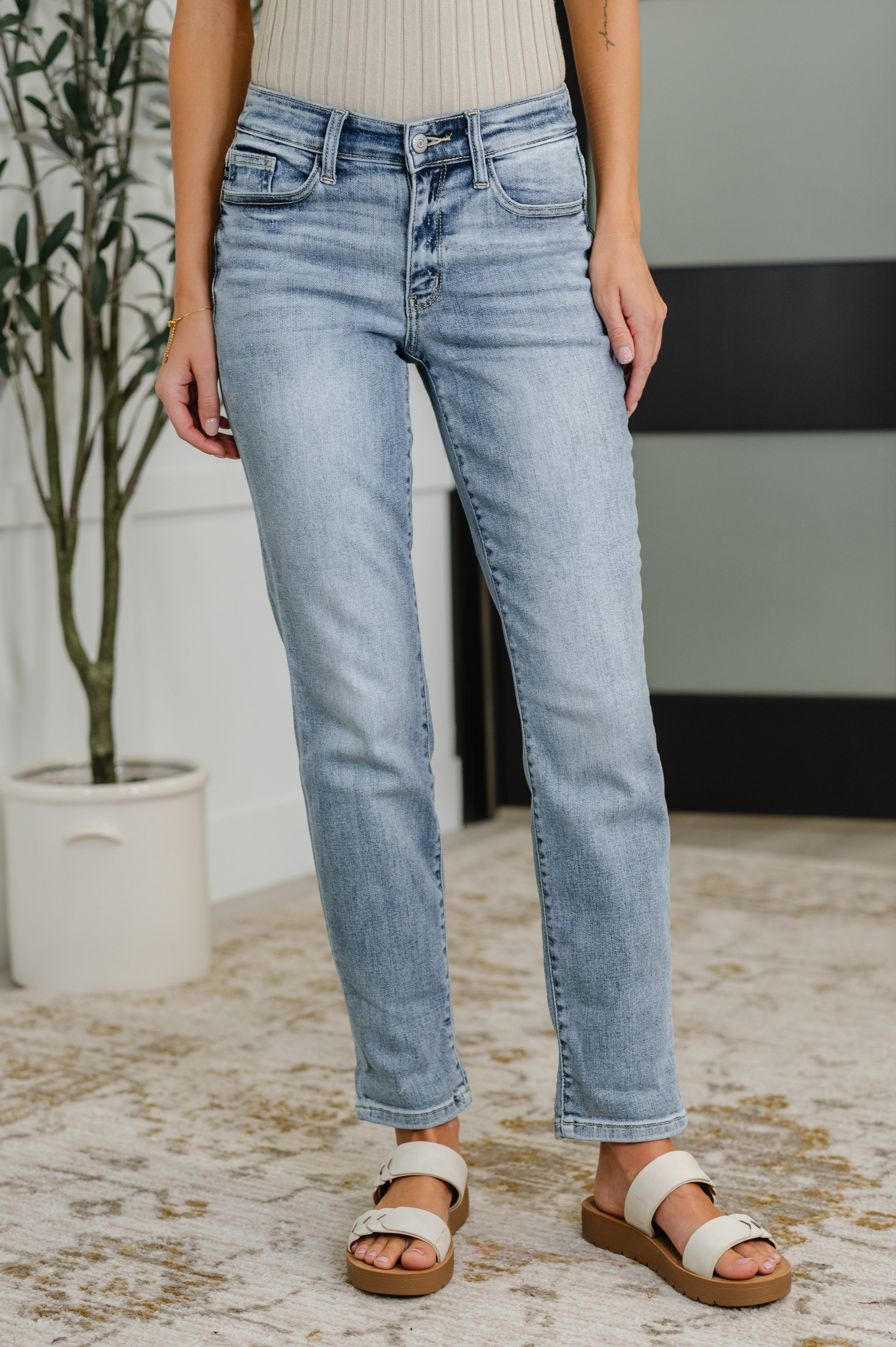 Mallory Mid Rise Bleach Wash Boyfriend Jeans-Womens-Stay Foxy Boutique, Florissant, Missouri