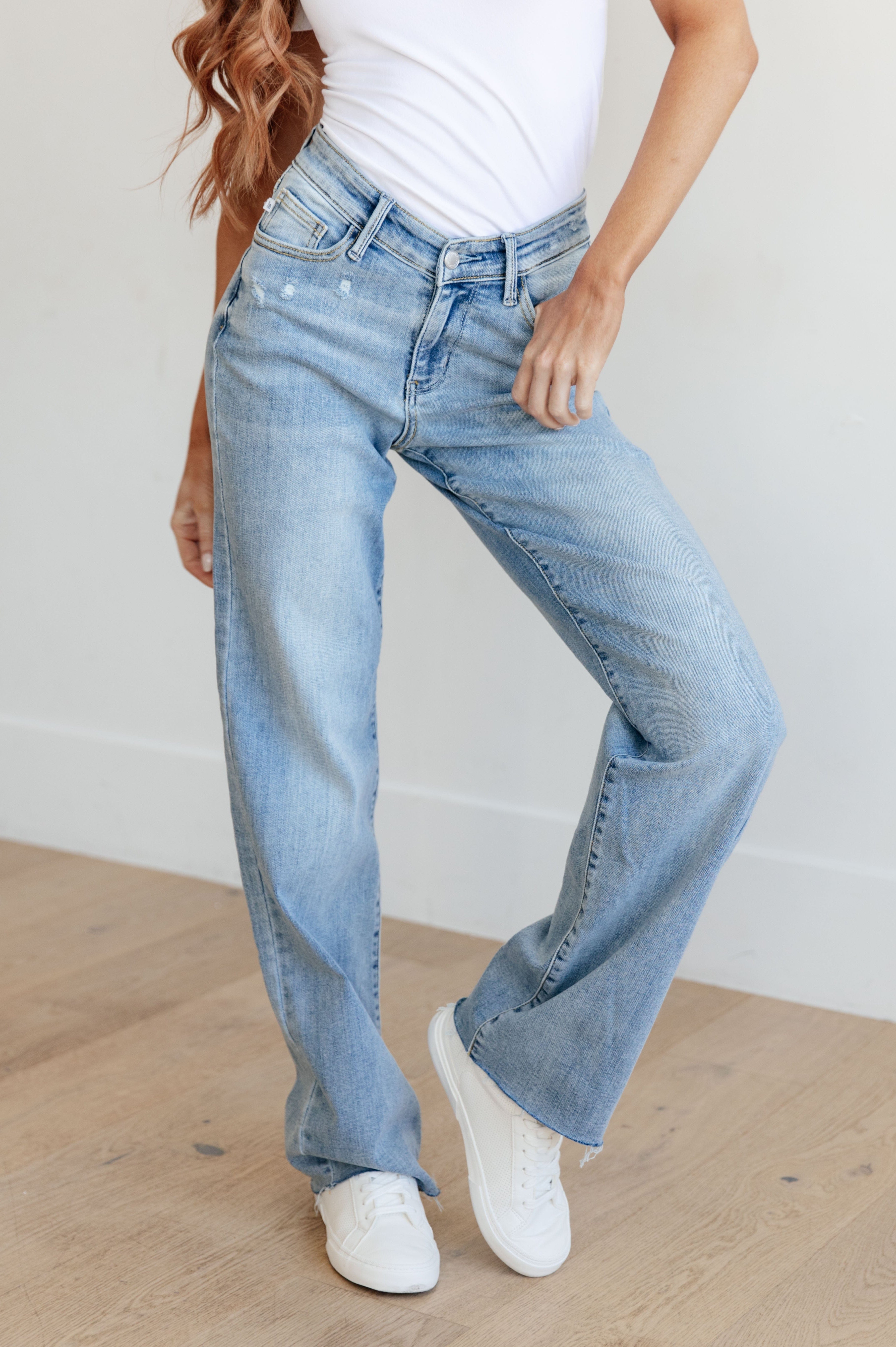 Mildred High Rise V Front Waistband Straight Jeans-Womens-Stay Foxy Boutique, Florissant, Missouri