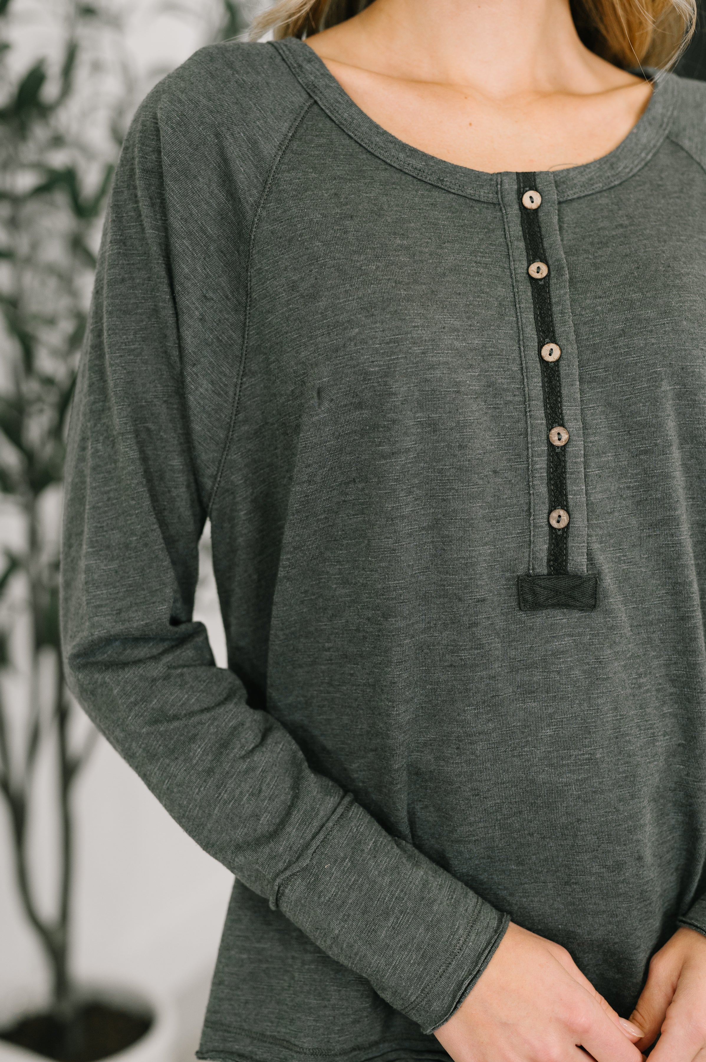 Rooftop View Raglan Sleeve Henley Top-Womens-Stay Foxy Boutique, Florissant, Missouri